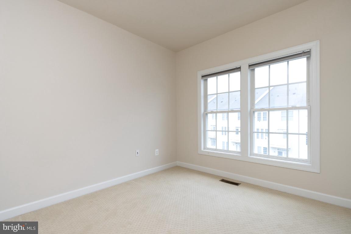 VILLAGES OF URBANA - Residential