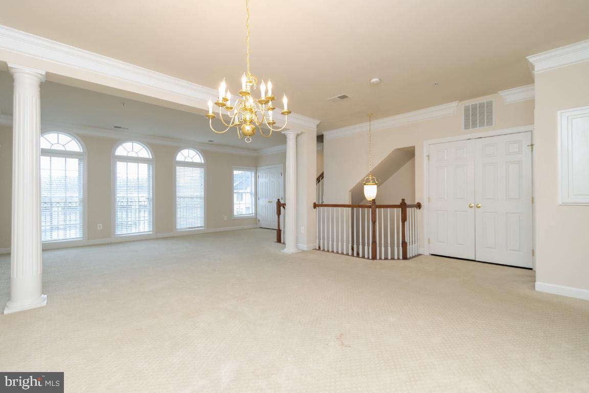 VILLAGES OF URBANA - Residential