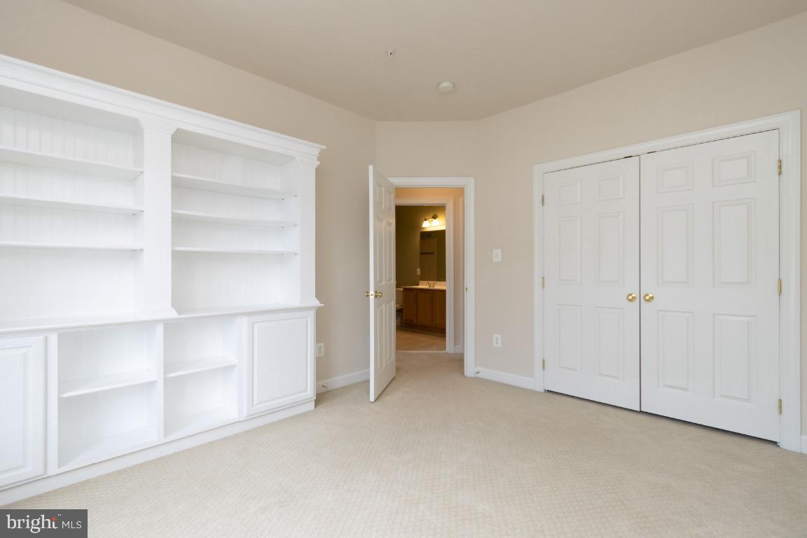 VILLAGES OF URBANA - Residential