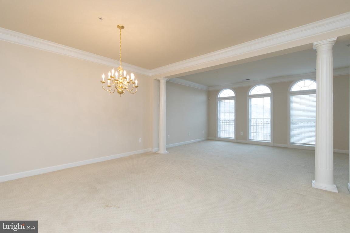 VILLAGES OF URBANA - Residential