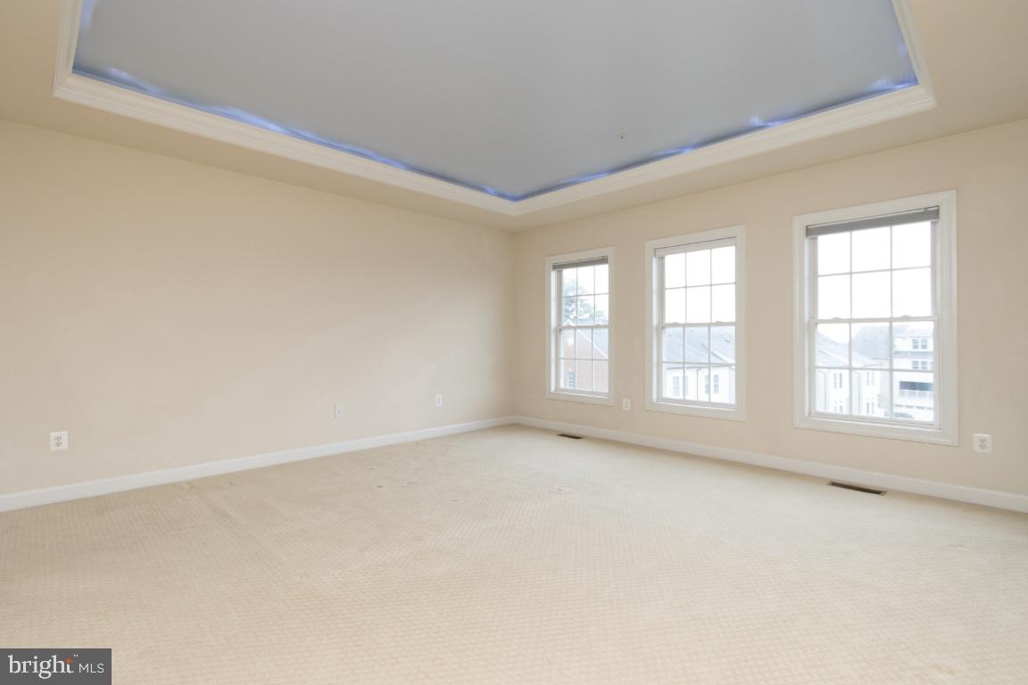 VILLAGES OF URBANA - Residential