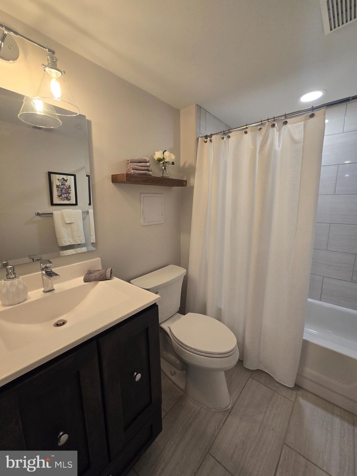 MAYS CHAPEL VILLAGE - Residential