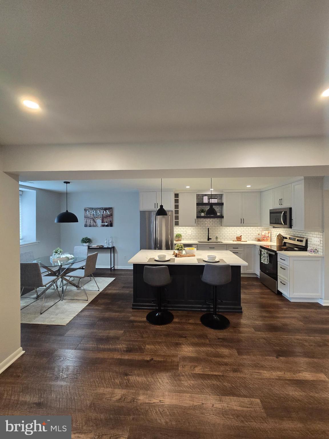 MAYS CHAPEL VILLAGE - Residential