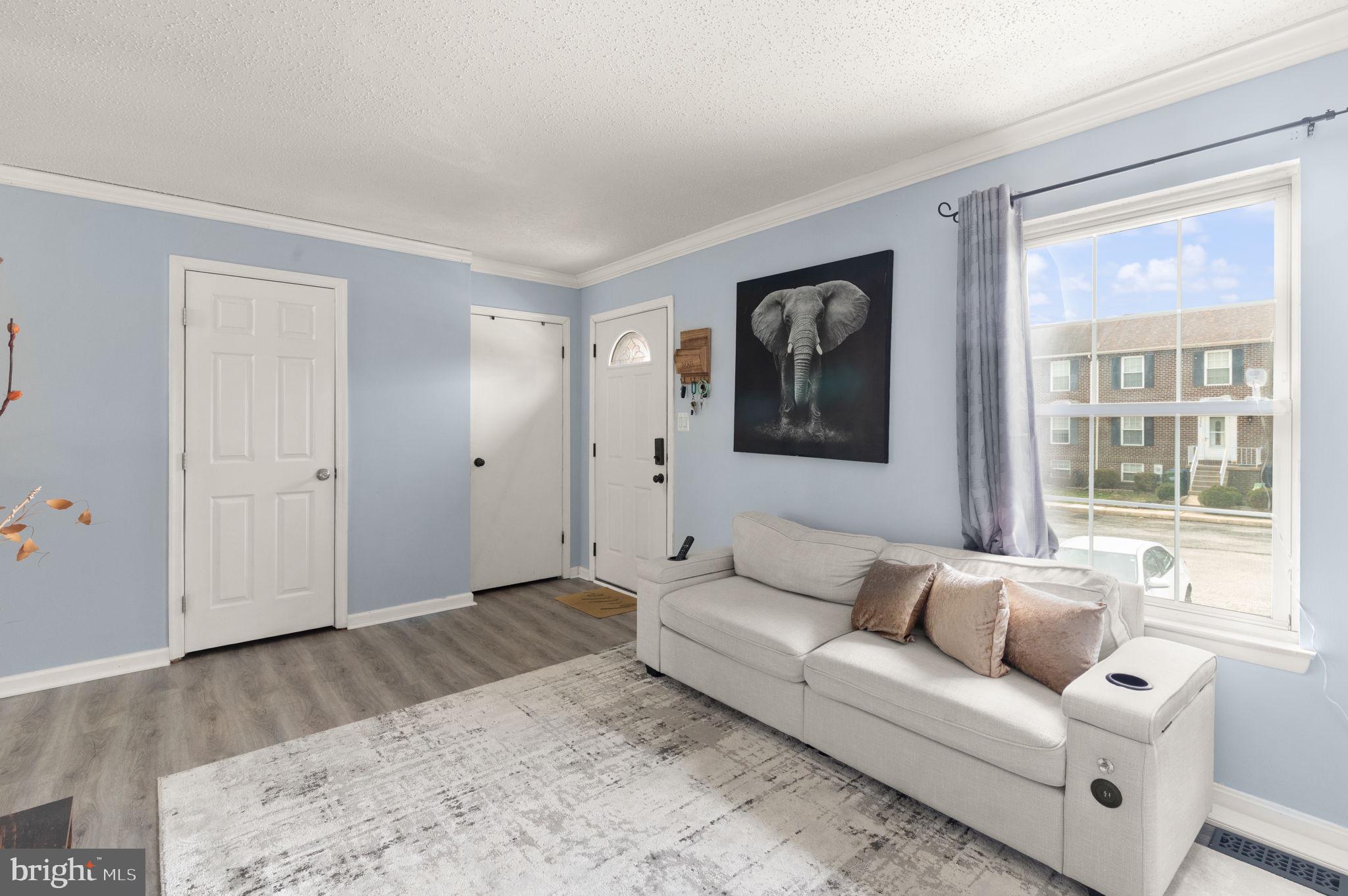 WOODSDALE MANOR - Residential