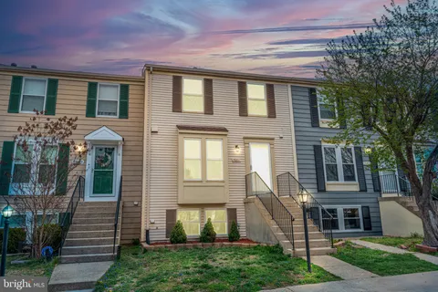 7451 Lone Star Road, Lorton, VA MLS: VAFX2230786