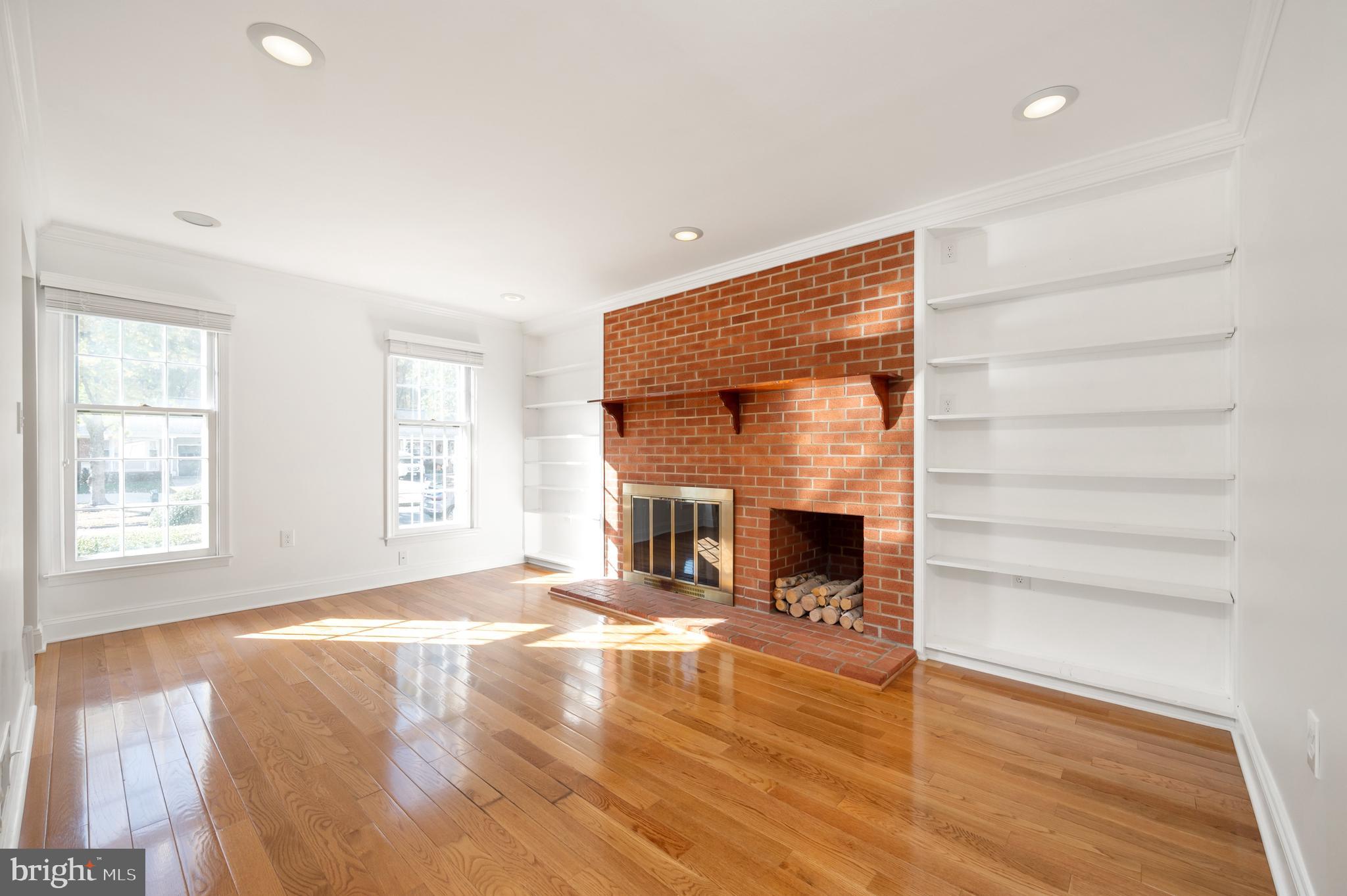 TIMOTHY PARK - Residential