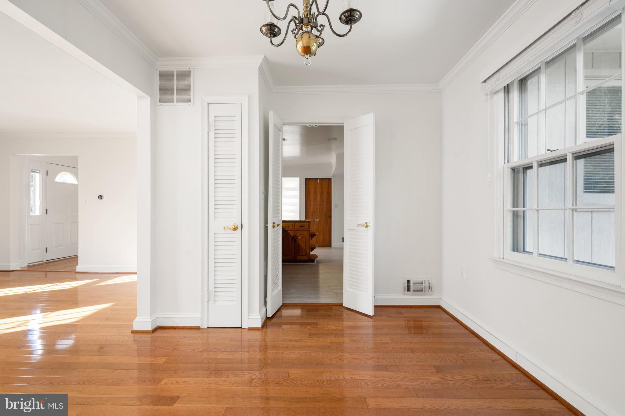 TIMOTHY PARK - Residential