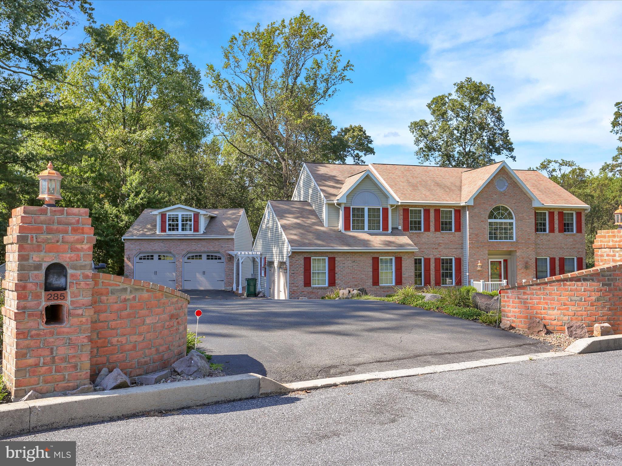 285 COLORADO DRIVE