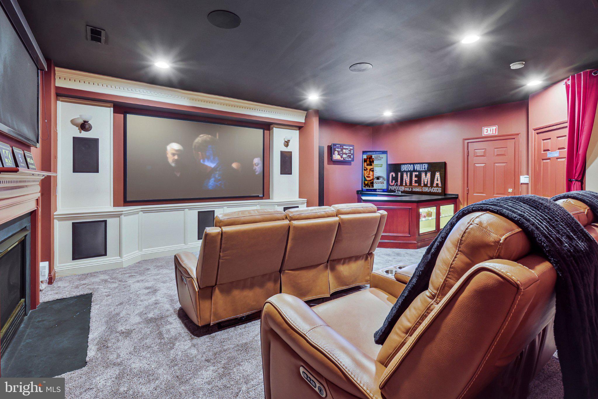 8313 DOCKRAY COURT