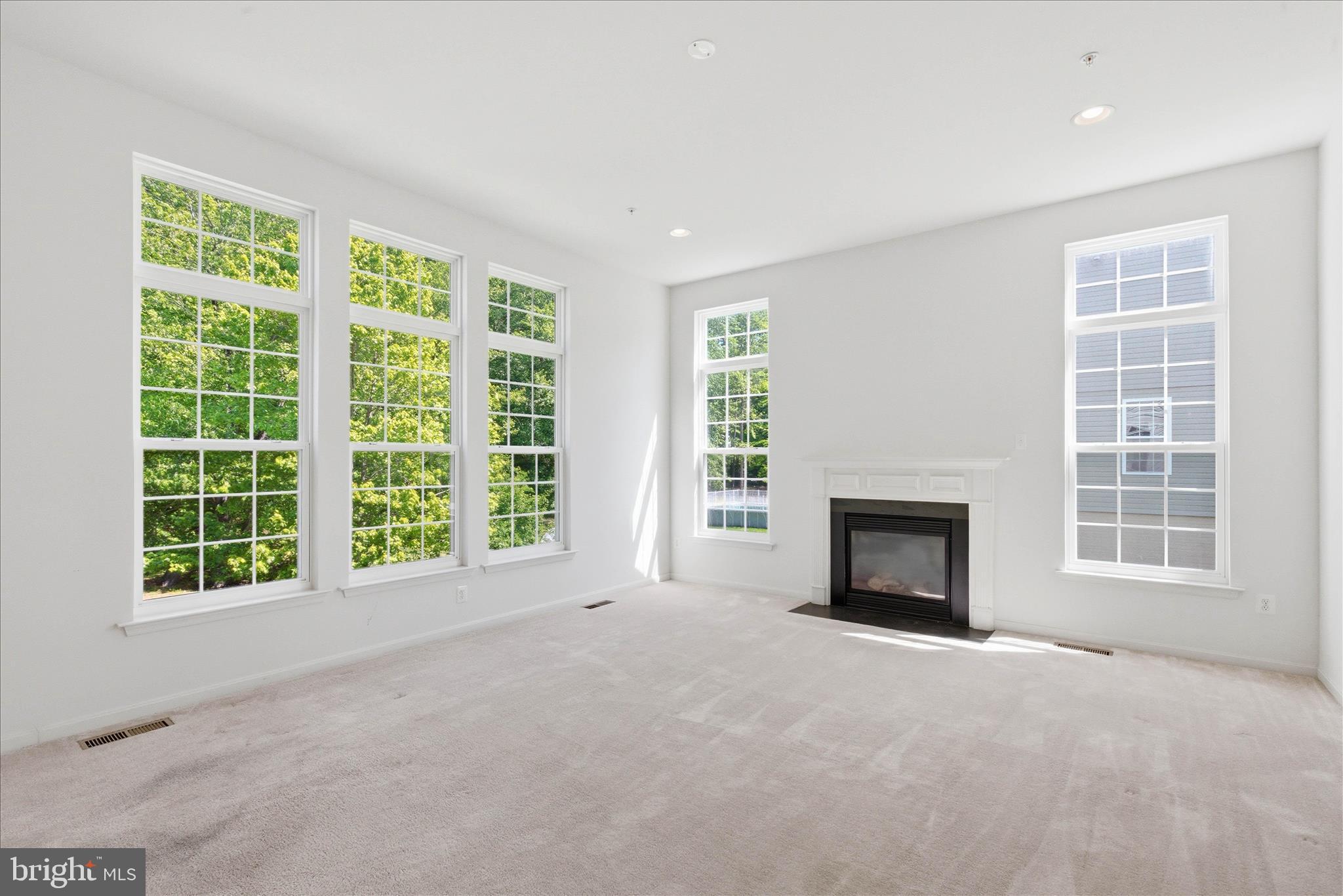 POPLAR HILL - Residential