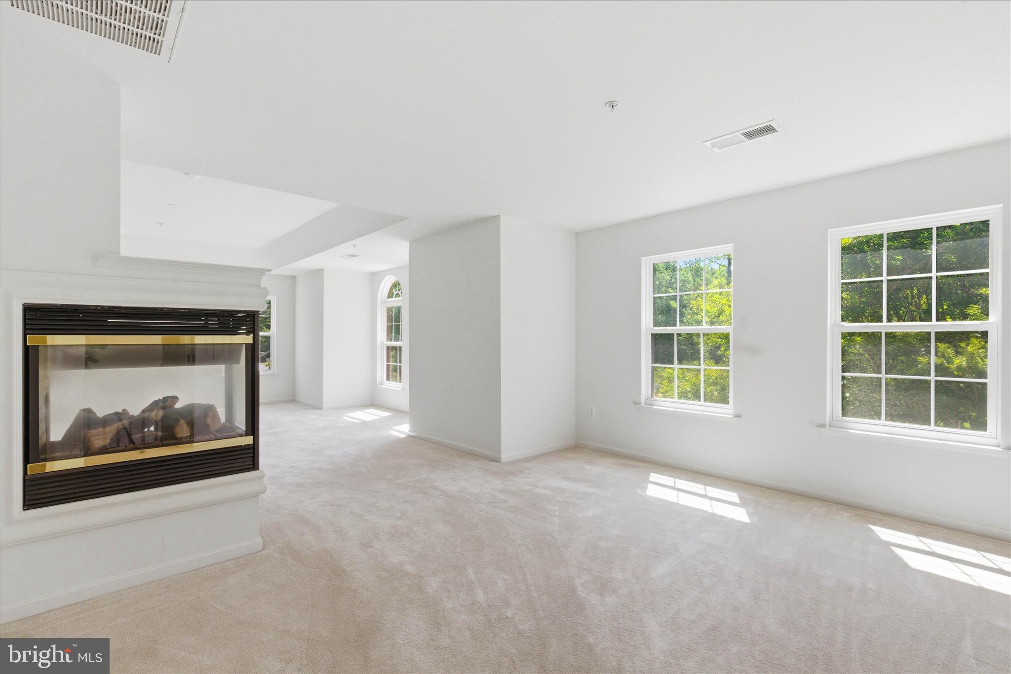 POPLAR HILL - Residential
