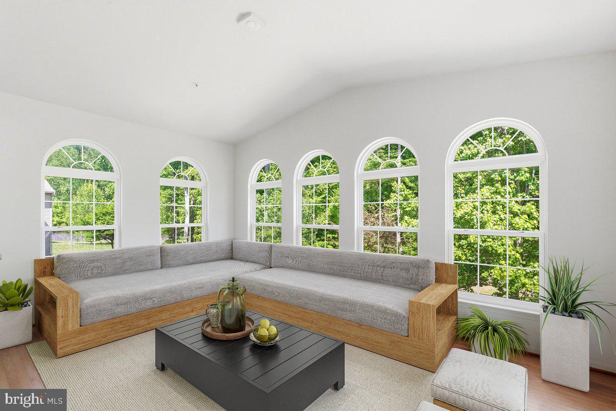 POPLAR HILL - Residential