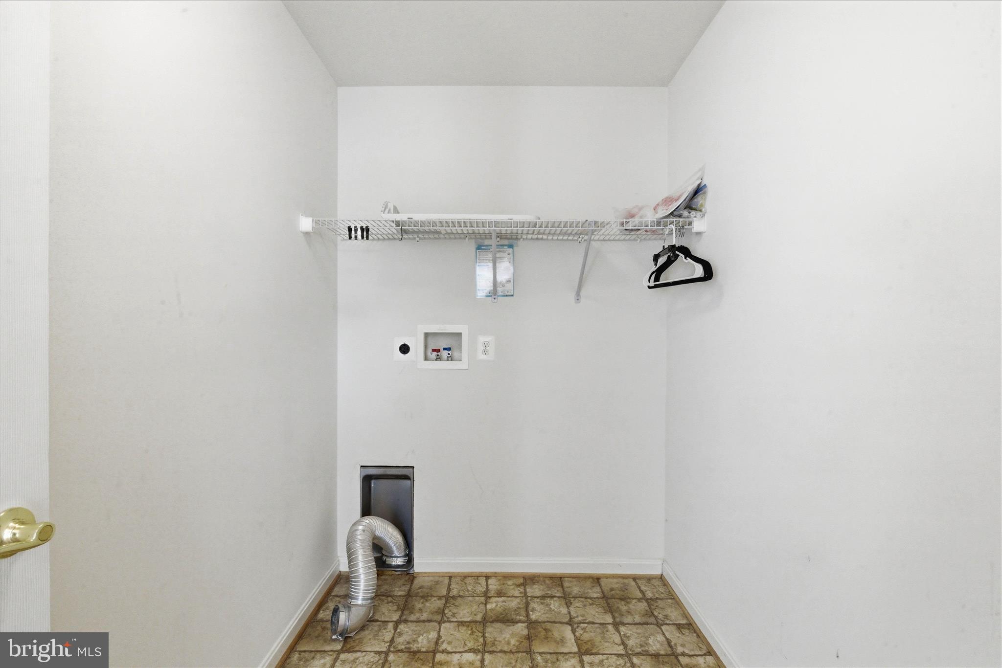 POPLAR HILL - Residential