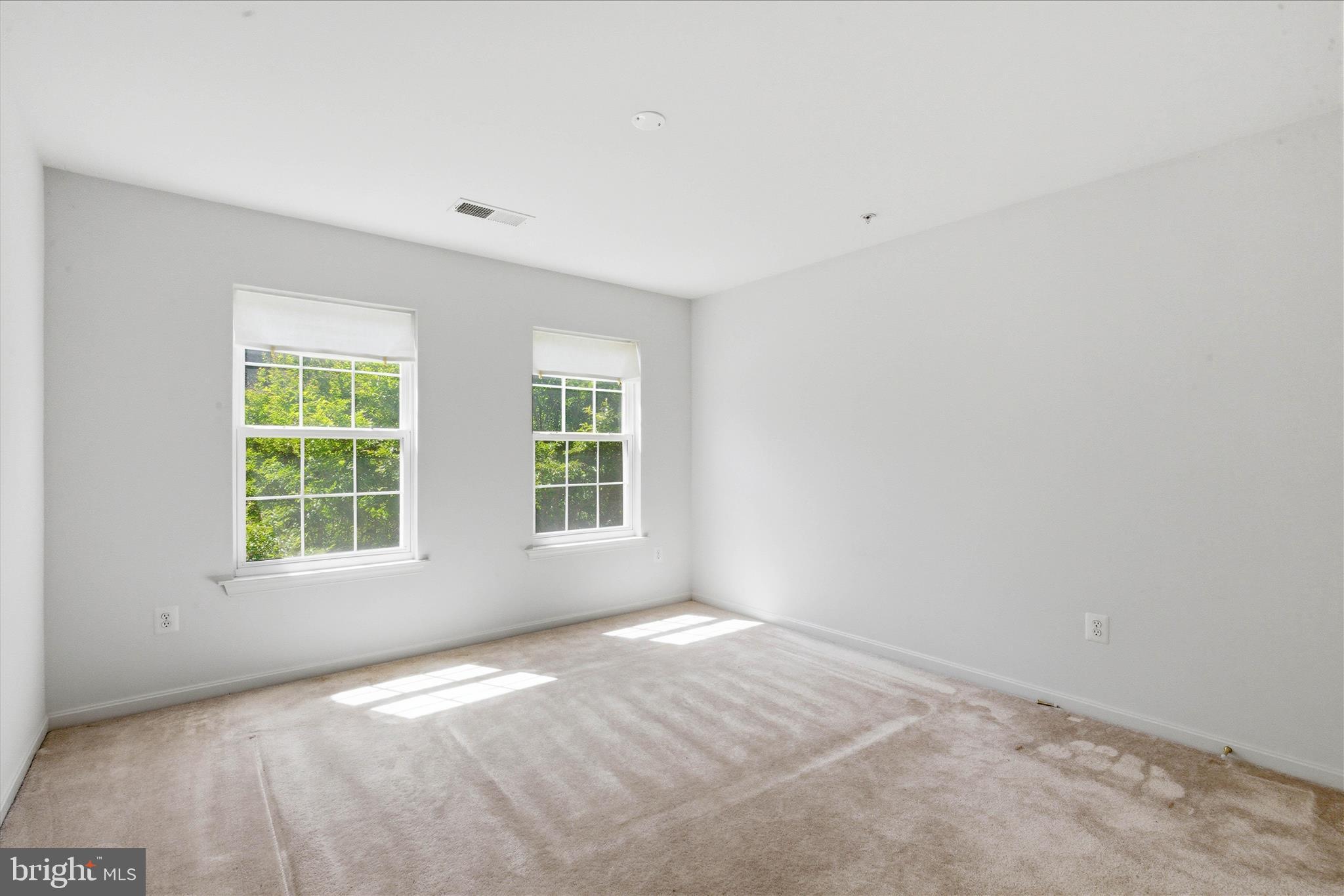 POPLAR HILL - Residential