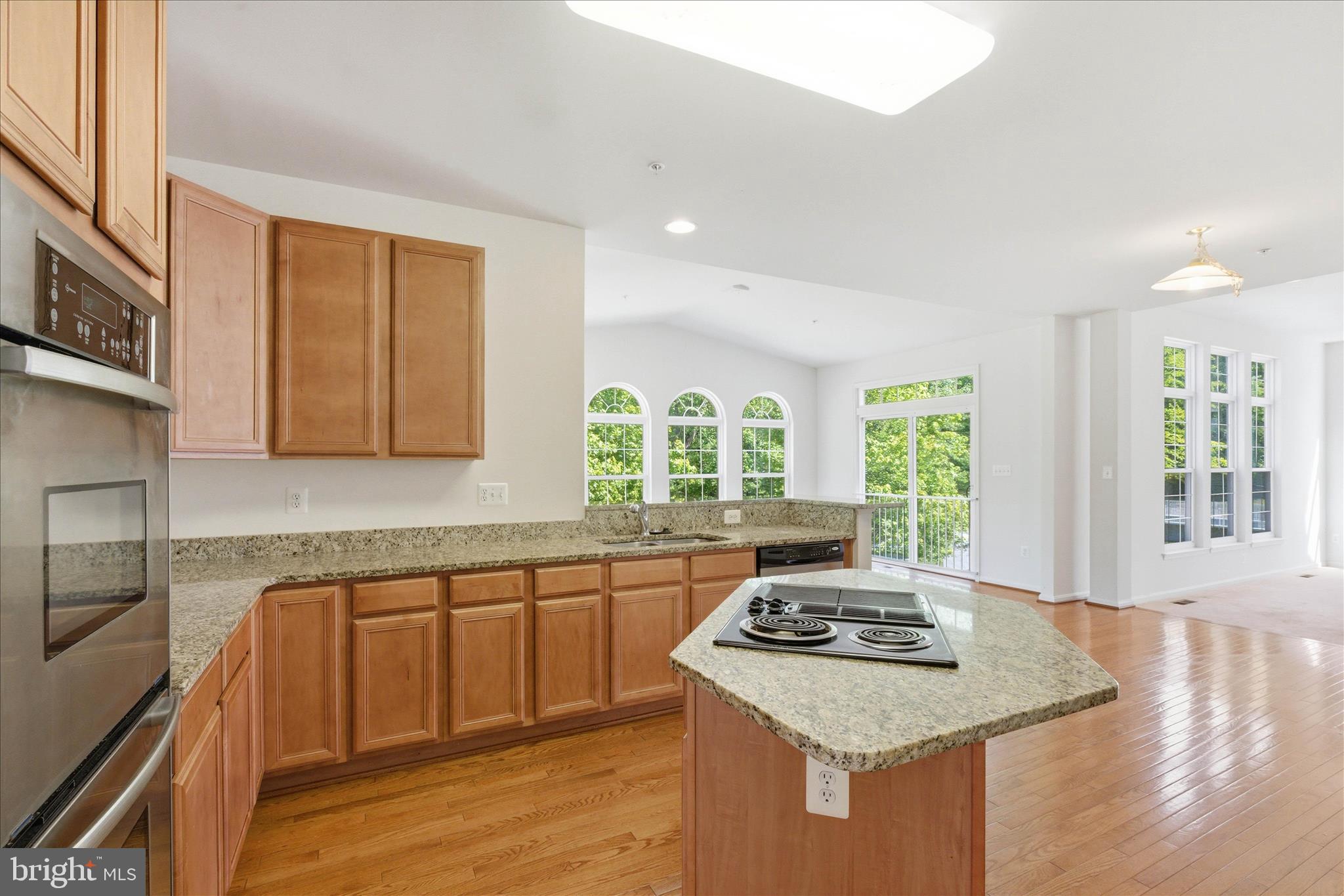 POPLAR HILL - Residential