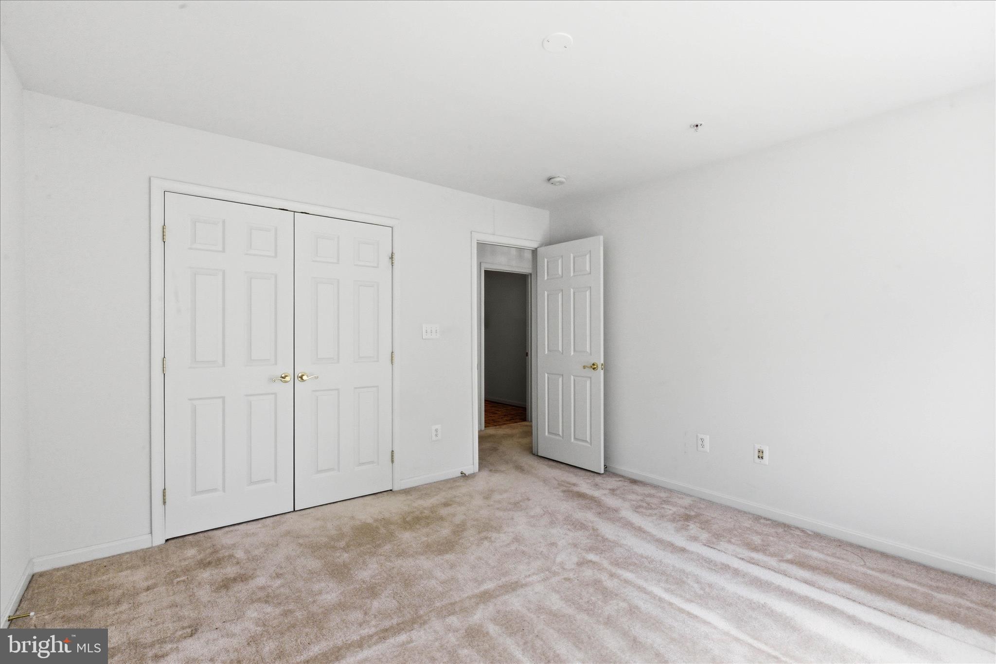 POPLAR HILL - Residential