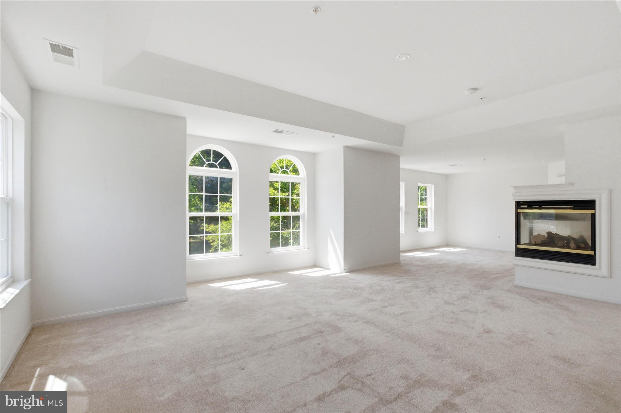 POPLAR HILL - Residential