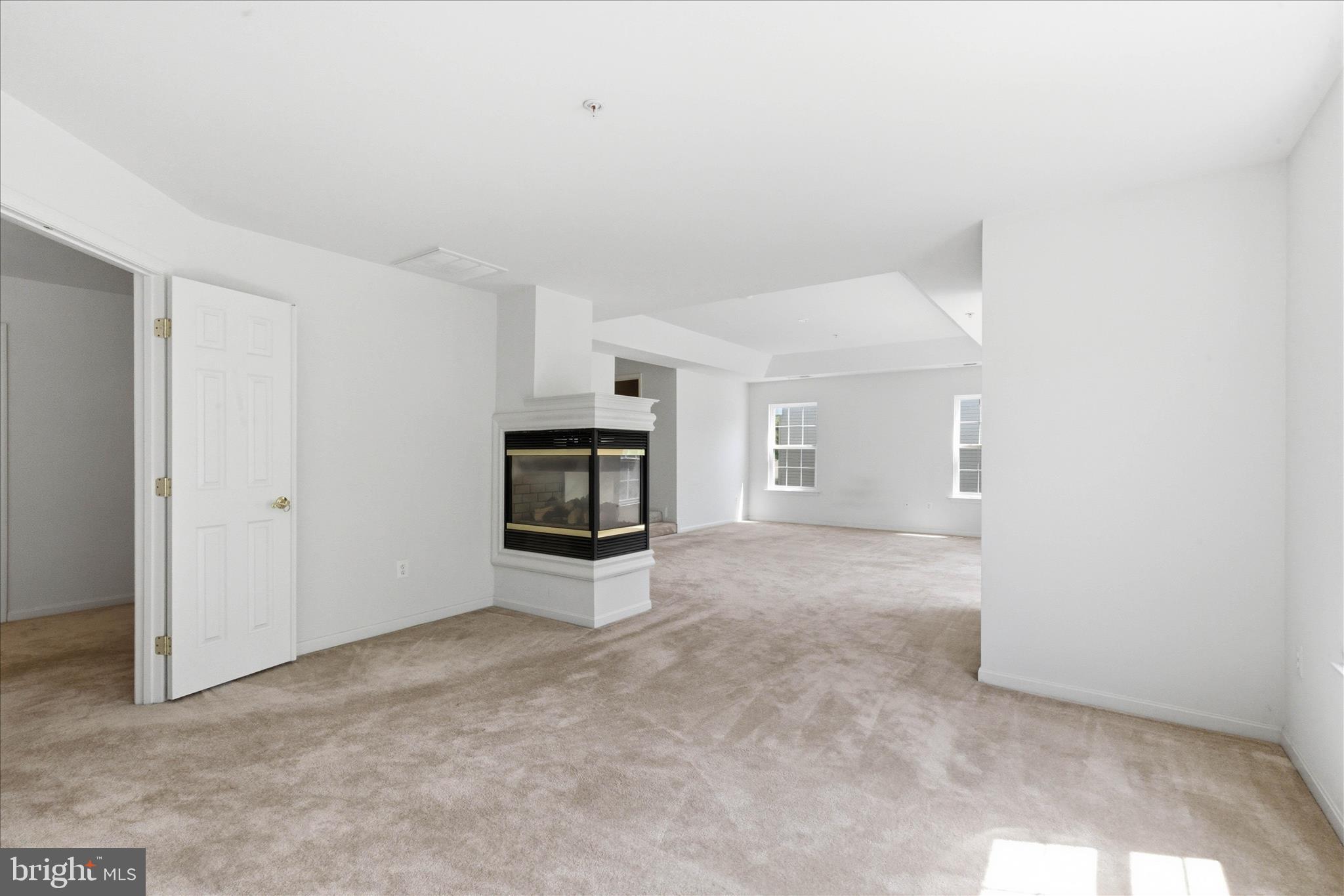 POPLAR HILL - Residential