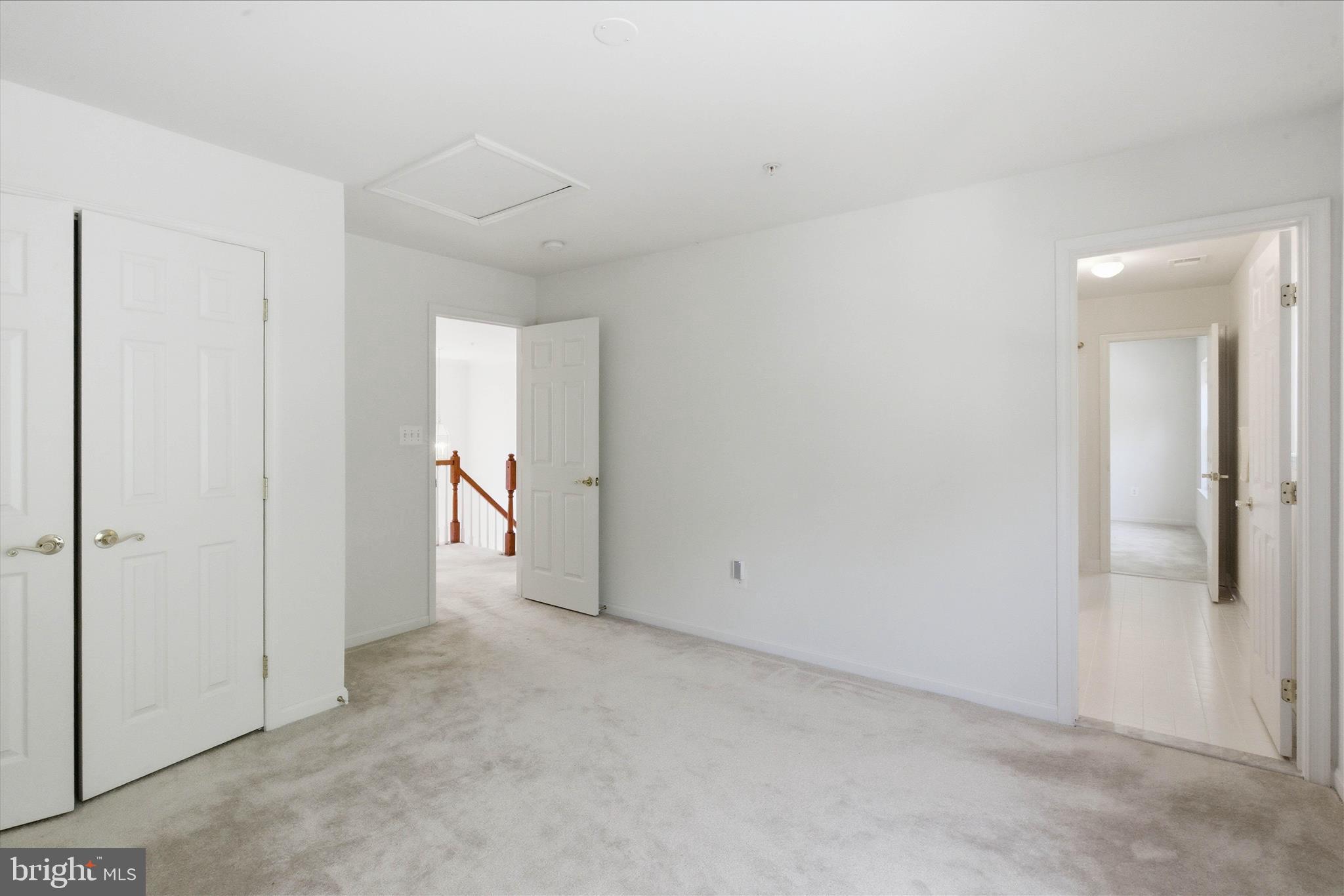 POPLAR HILL - Residential