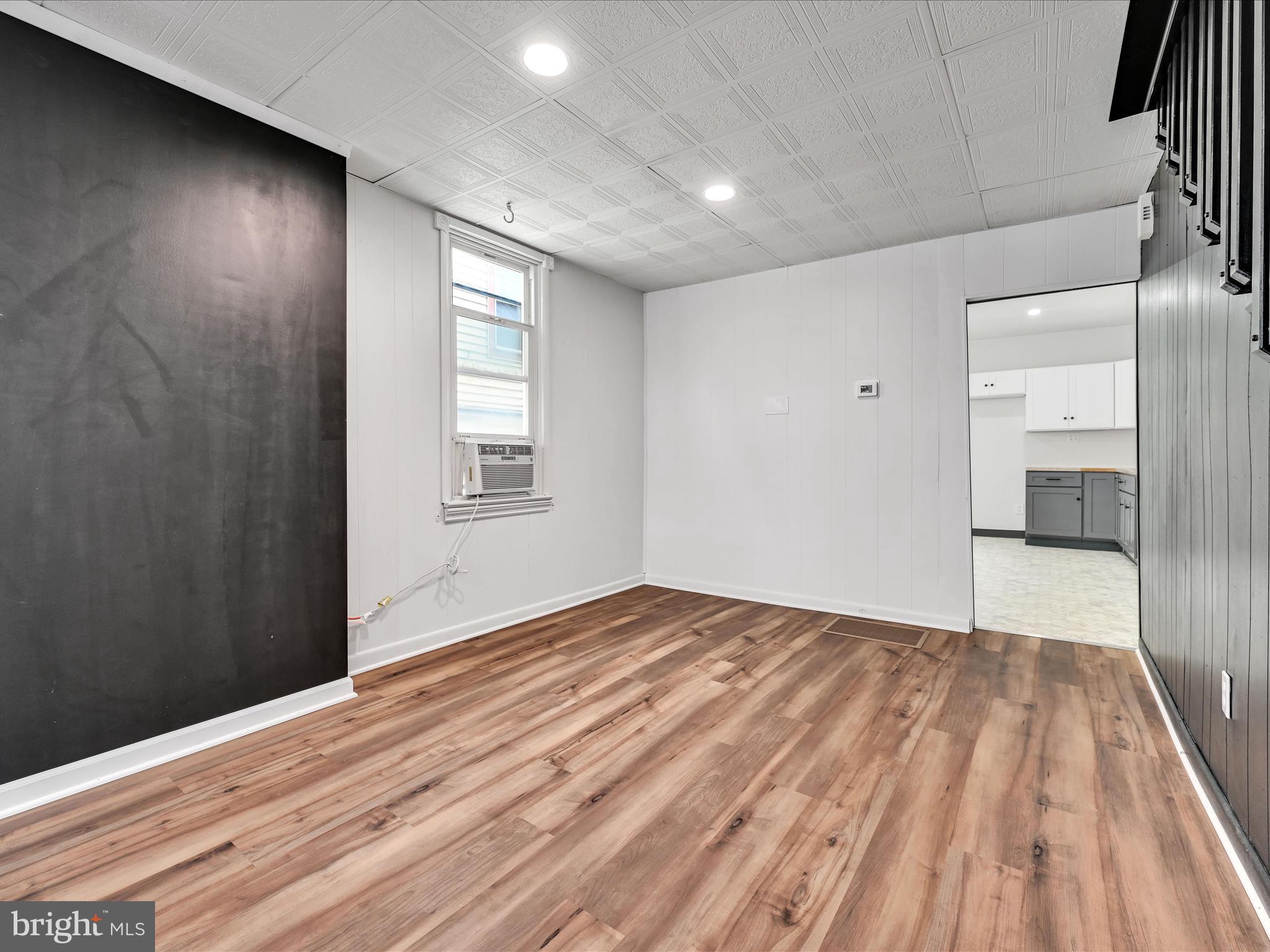 LEBANON CITY - Residential