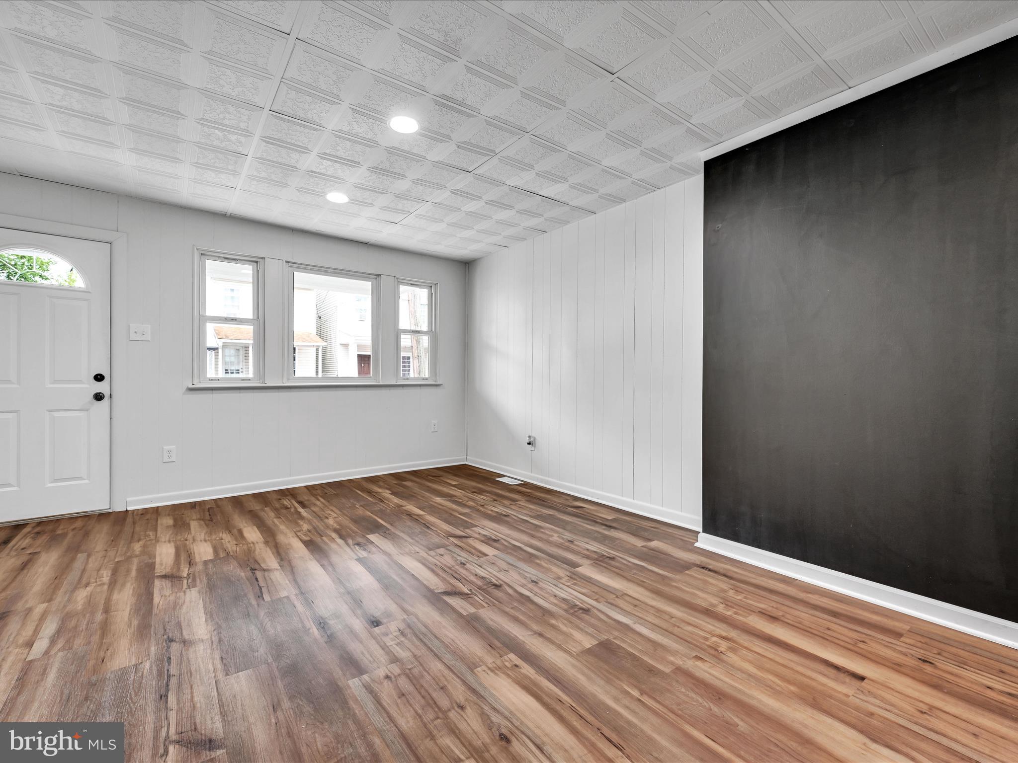 LEBANON CITY - Residential