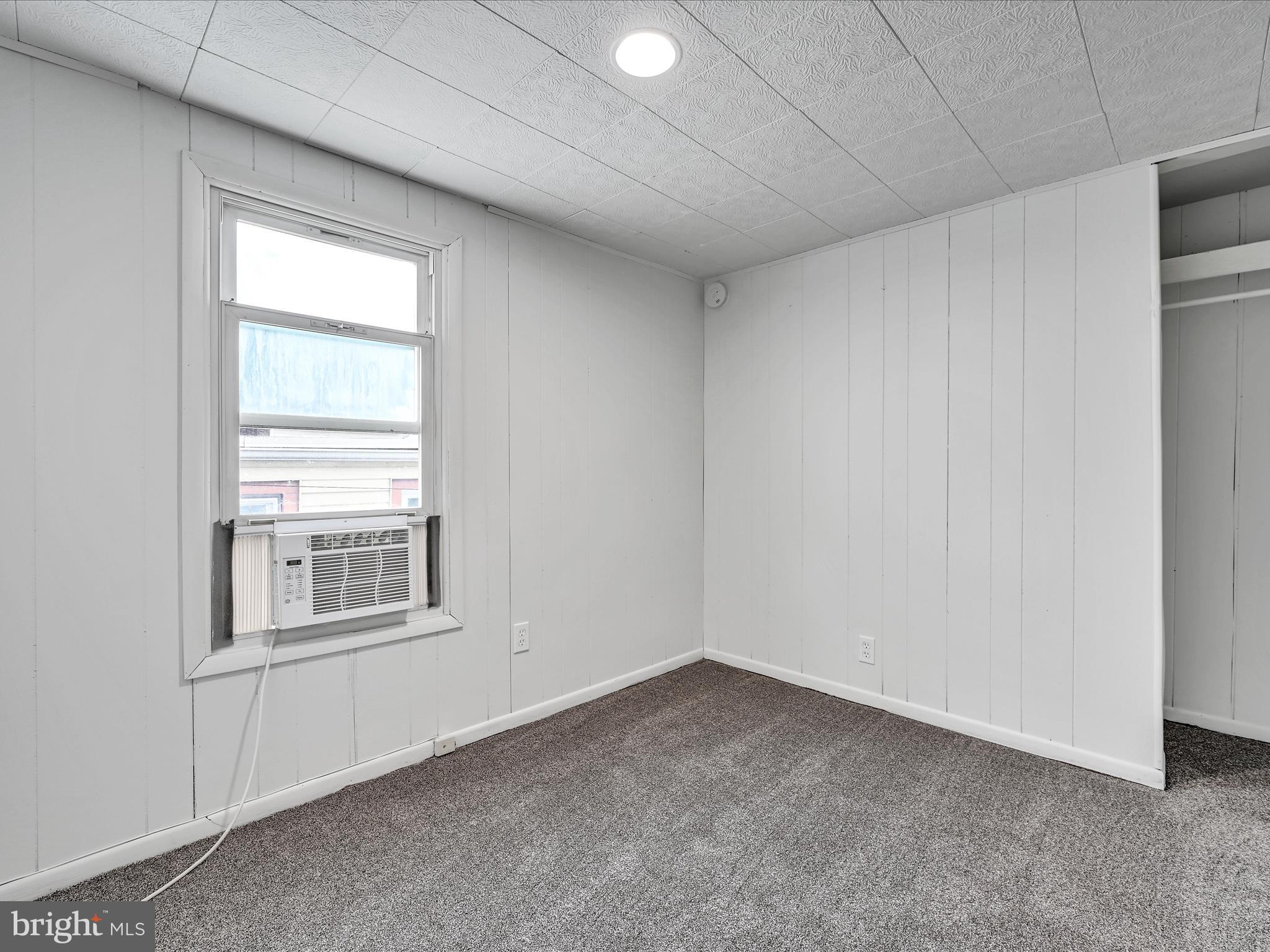 LEBANON CITY - Residential