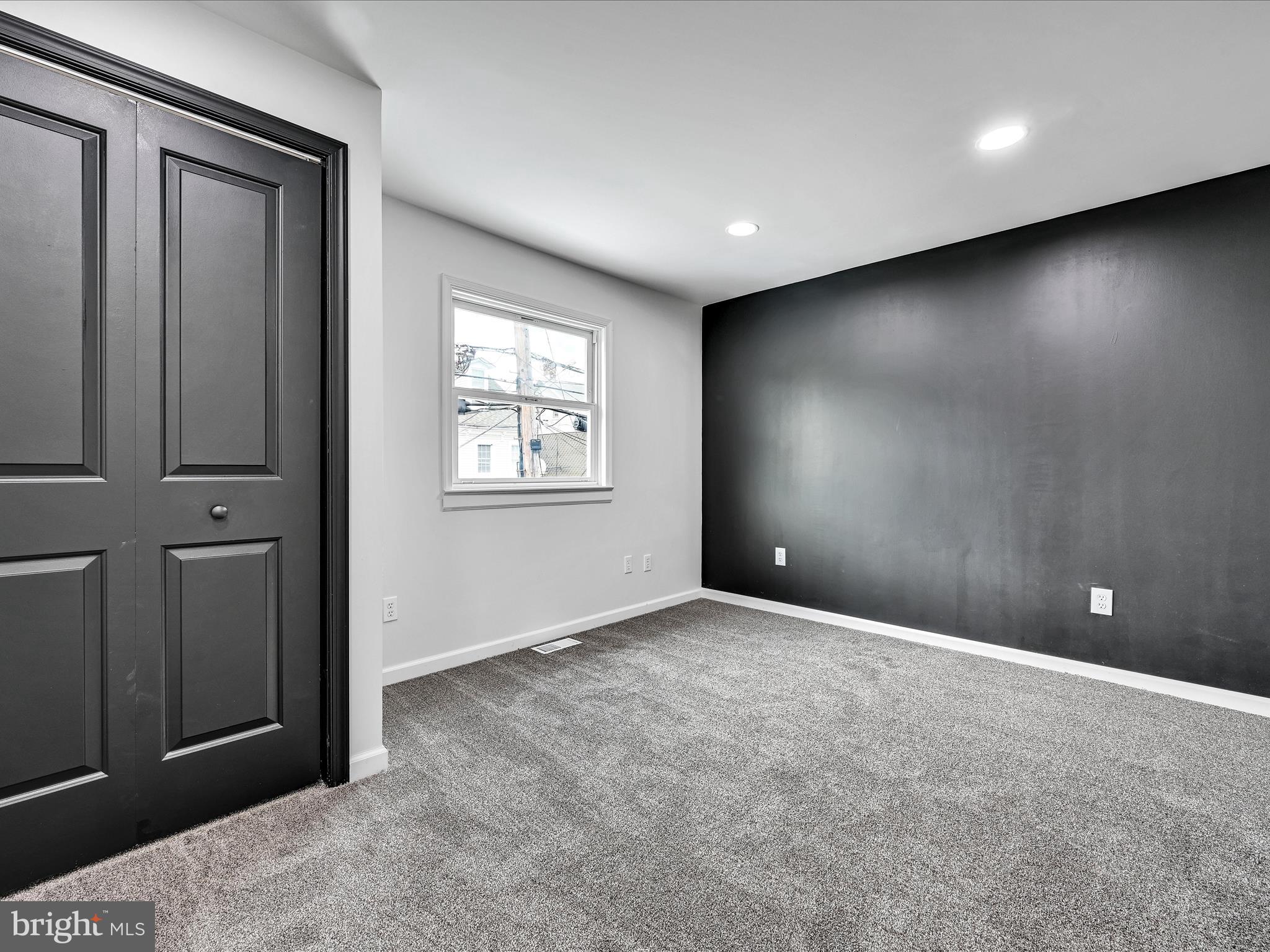 LEBANON CITY - Residential