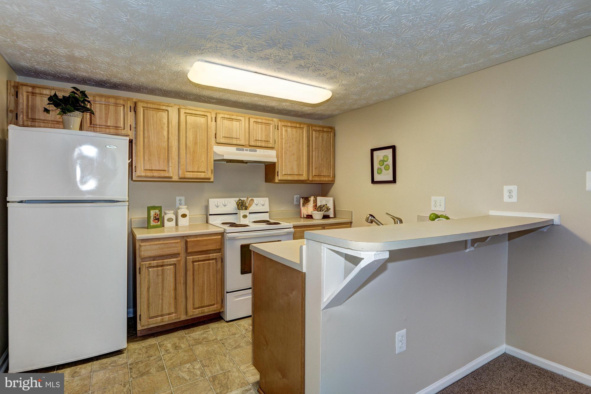 CLARY'S FOREST - Residential Lease