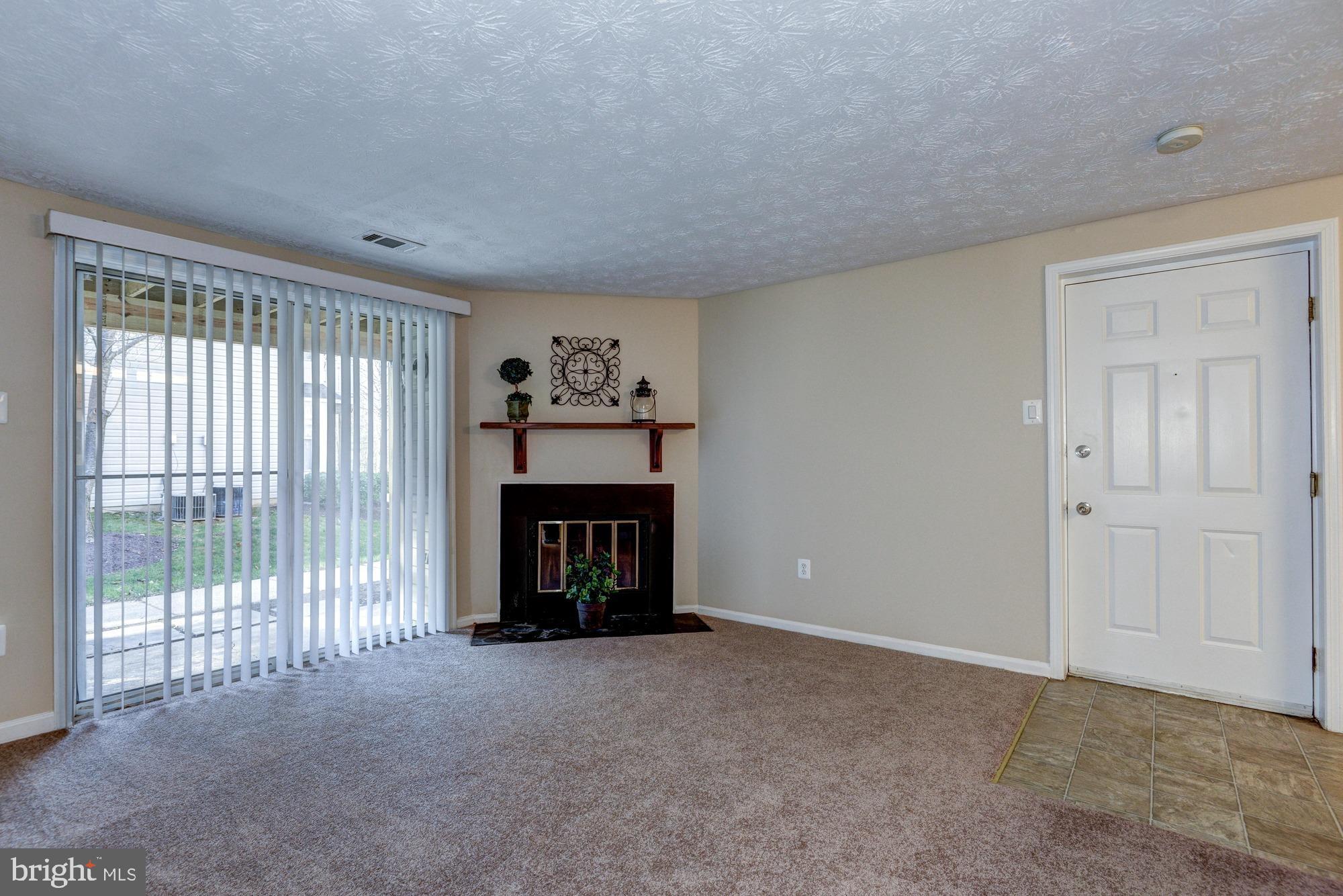 CLARY'S FOREST - Residential Lease