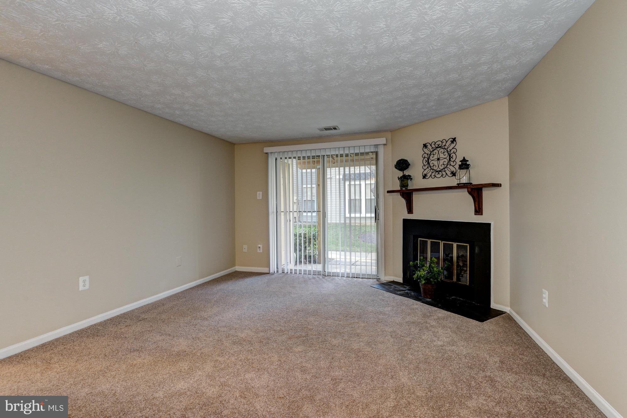 CLARY'S FOREST - Residential Lease