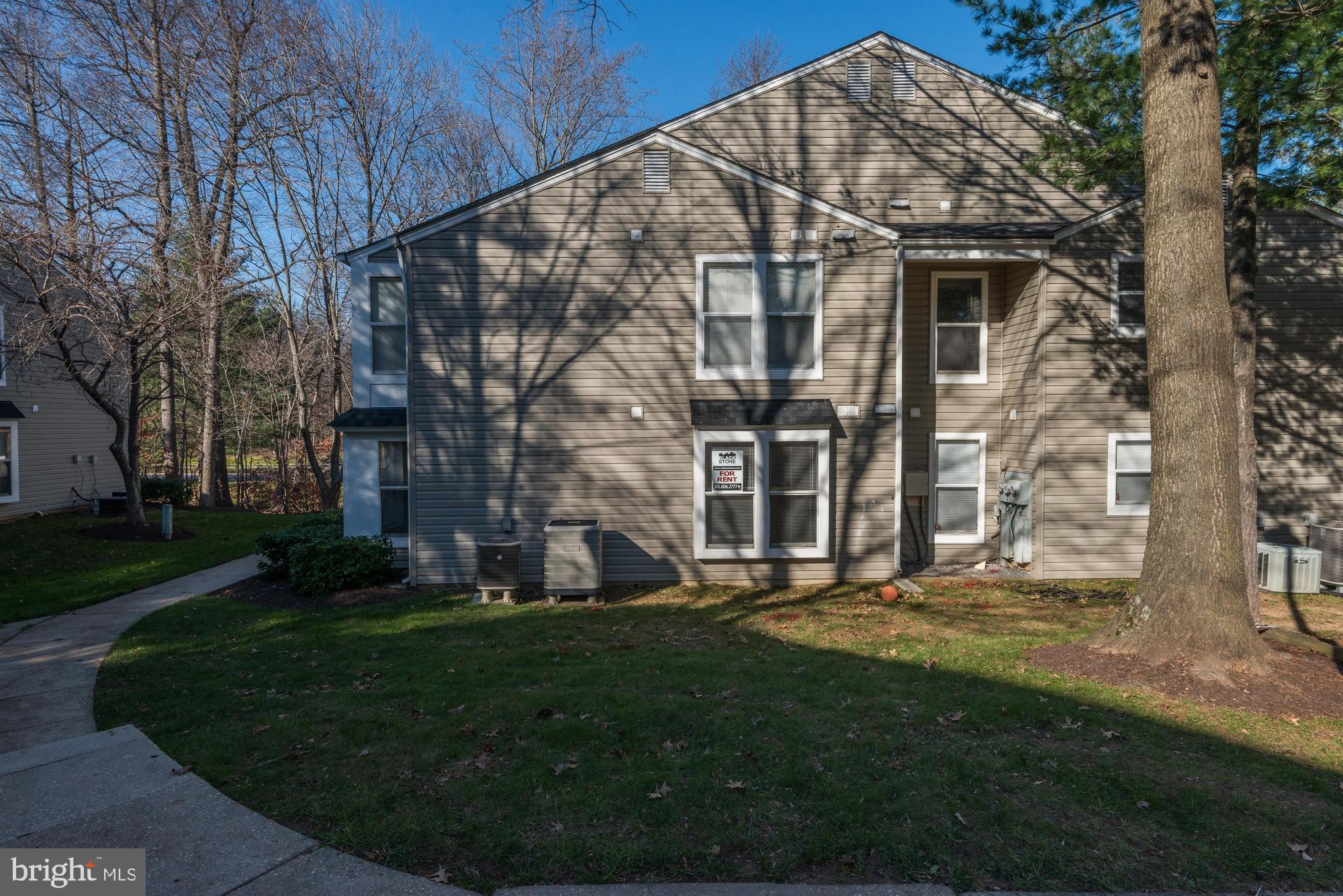 CLARY'S FOREST - Residential Lease