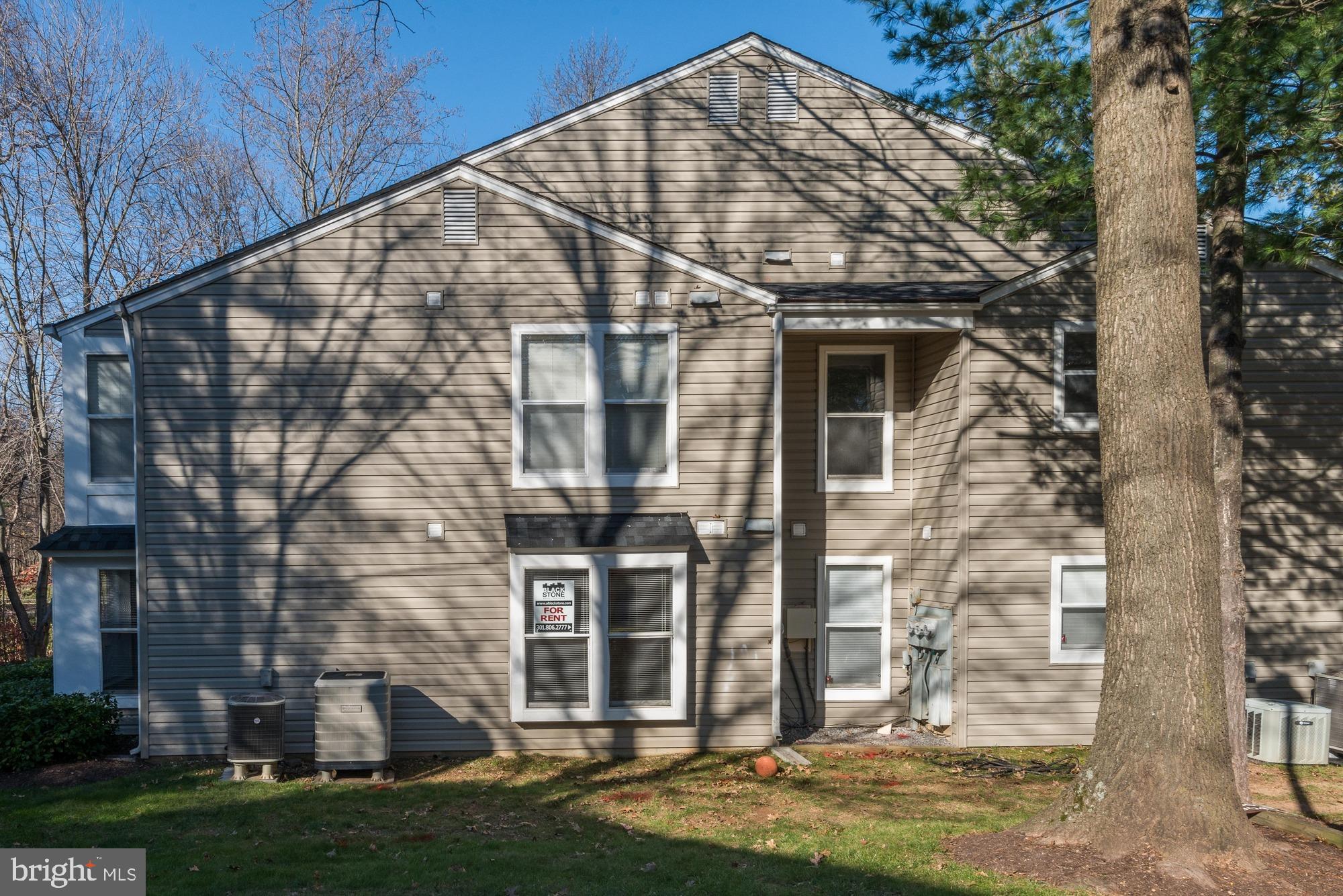 CLARY'S FOREST - Residential Lease