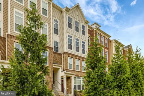 43469 Town Gate Square, Chantilly, VA MLS: VALO2097758