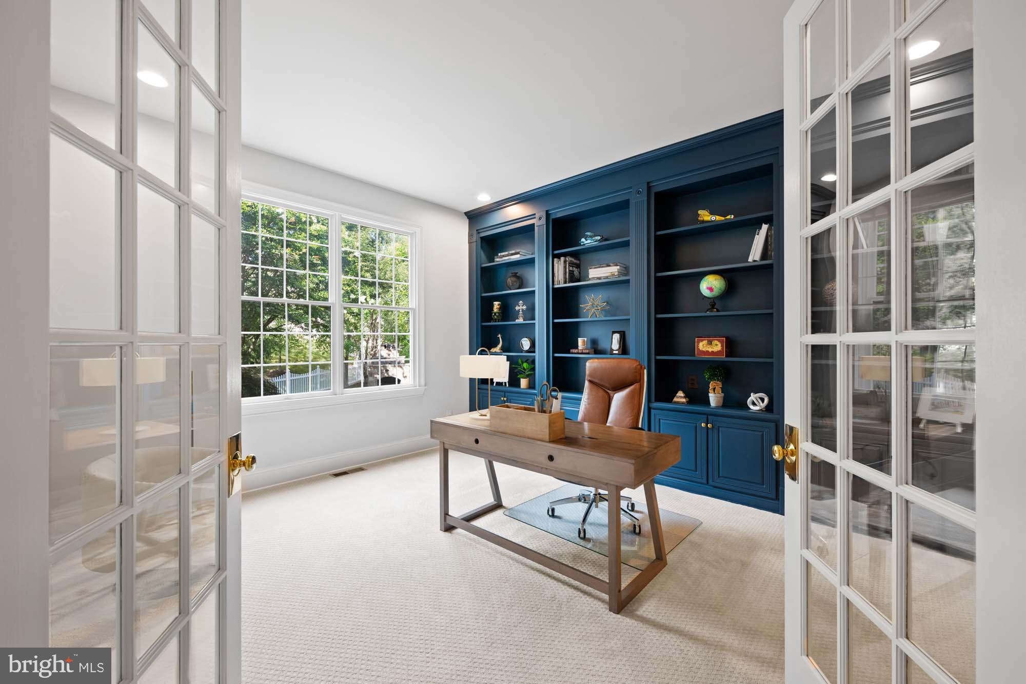 BELMONT COUNTRY CLUB - Residential