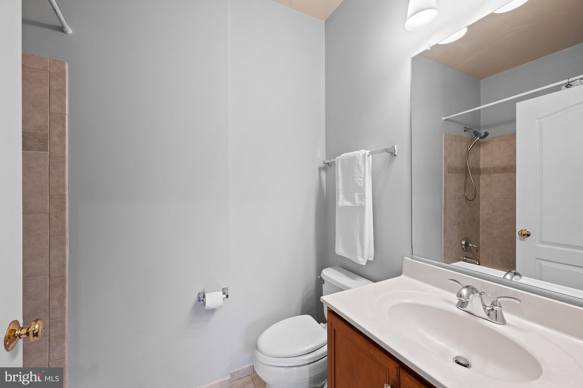 BELMONT COUNTRY CLUB - Residential