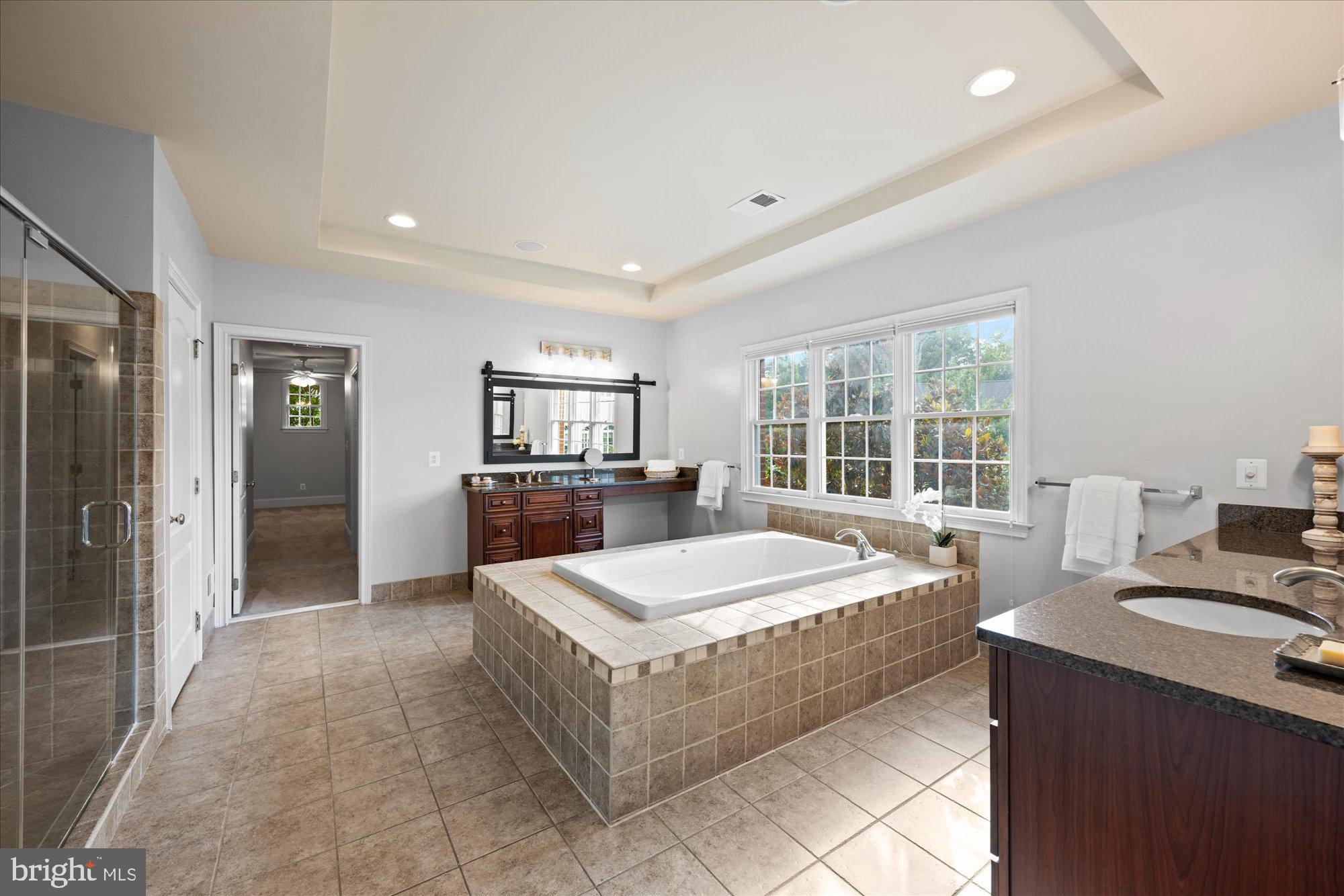 BELMONT COUNTRY CLUB - Residential