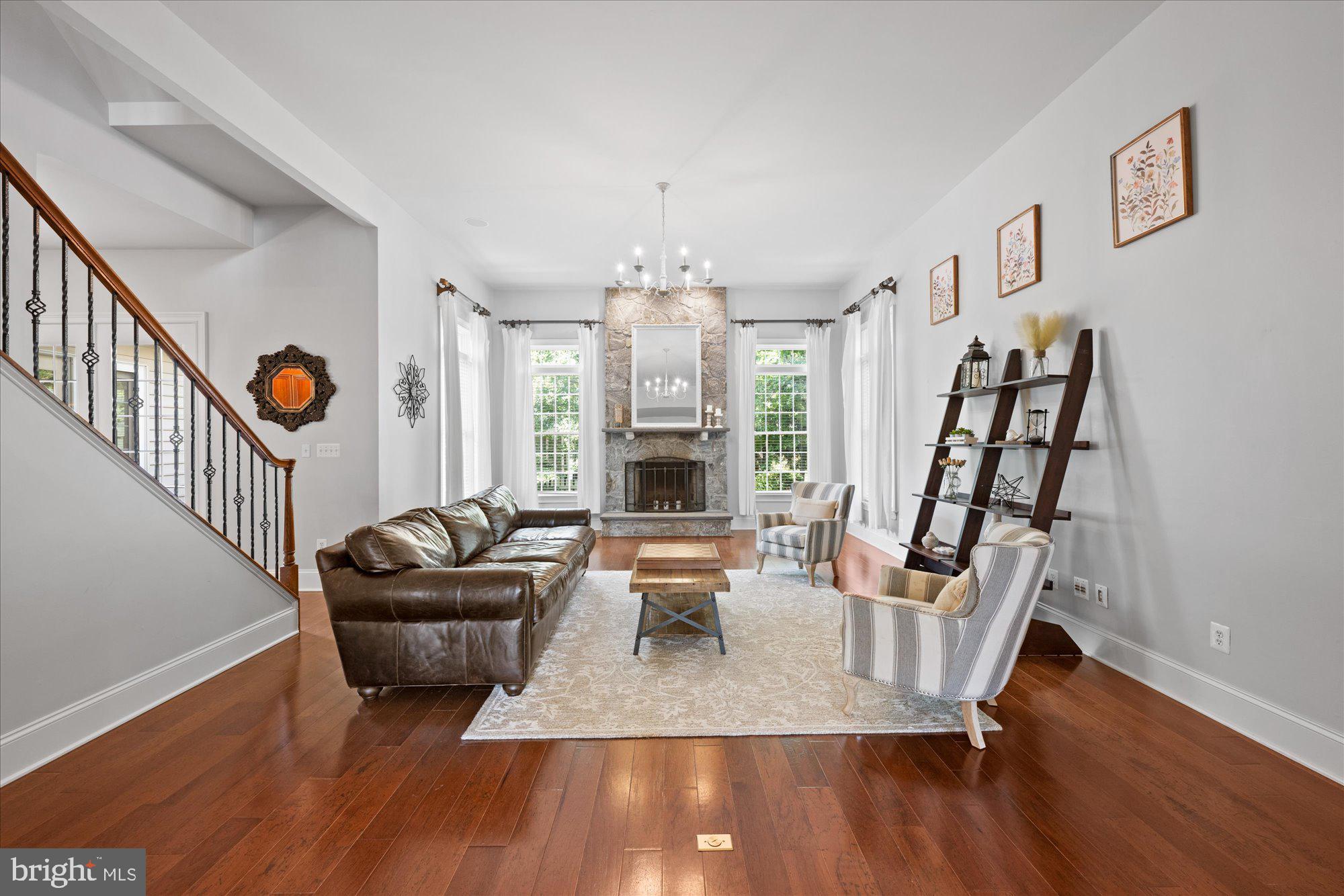 BELMONT COUNTRY CLUB - Residential