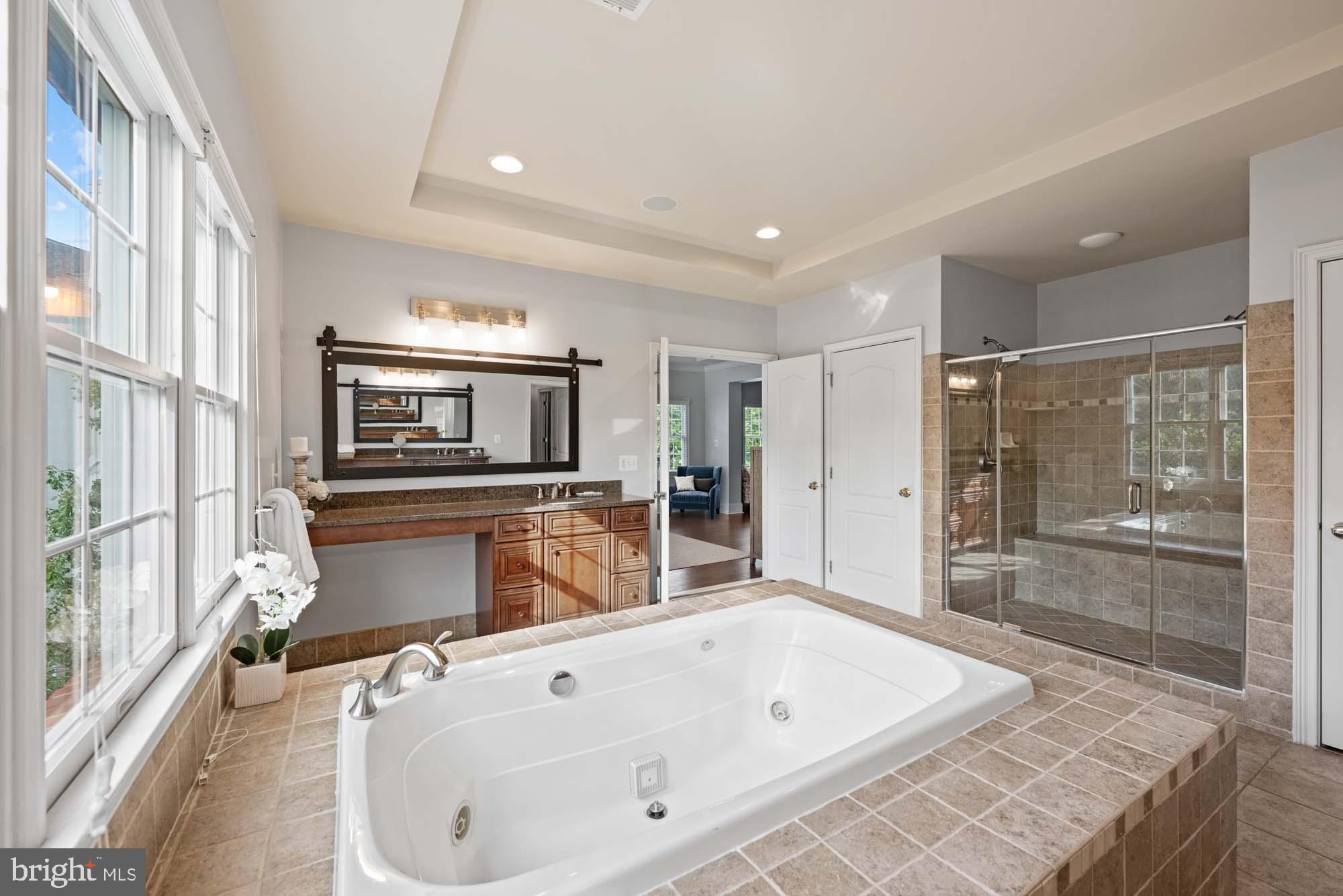 BELMONT COUNTRY CLUB - Residential