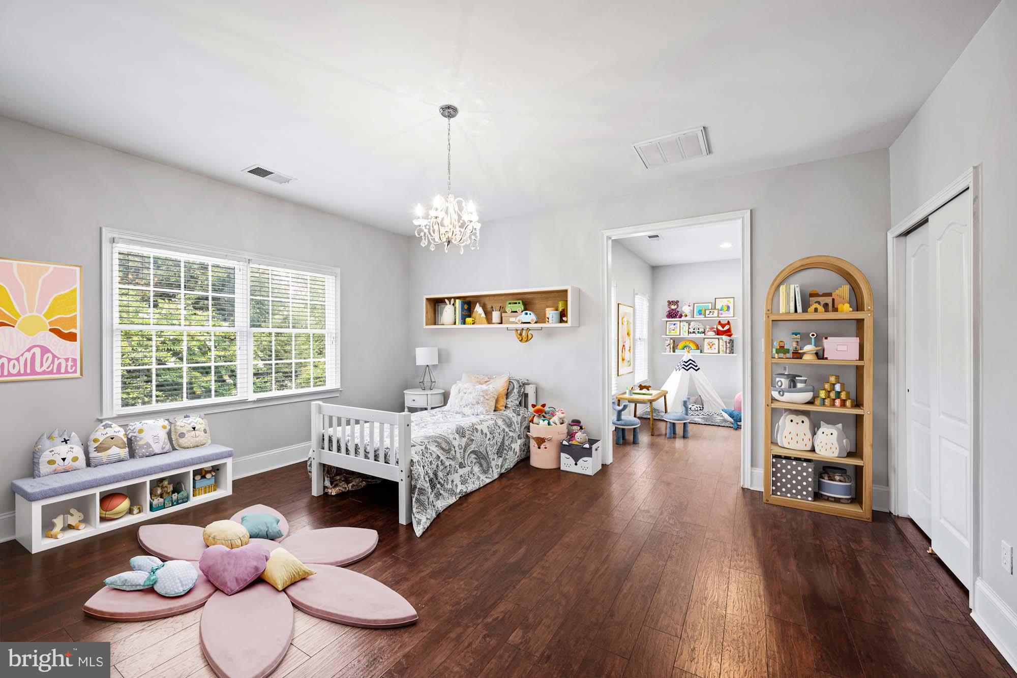 BELMONT COUNTRY CLUB - Residential