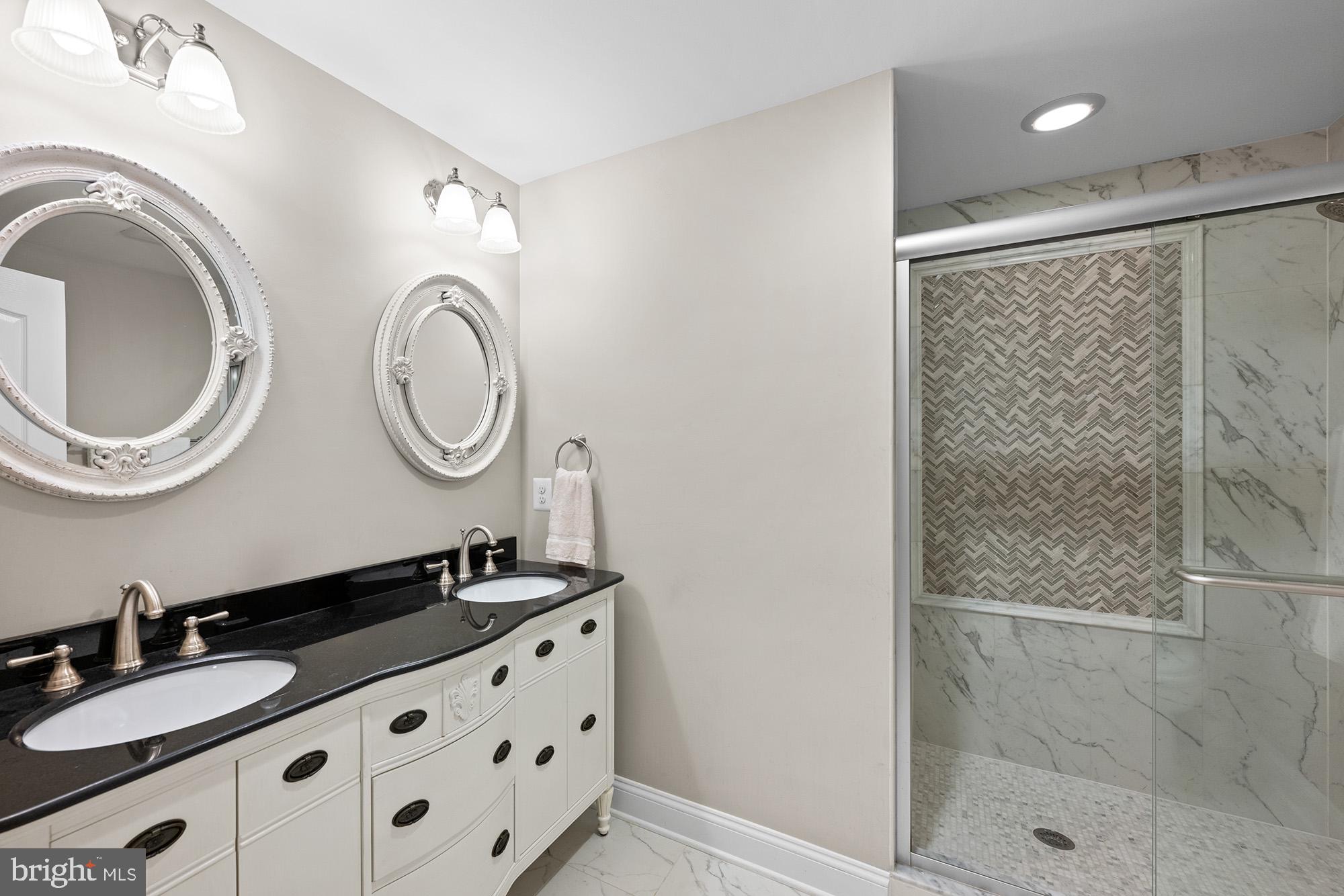 BELMONT COUNTRY CLUB - Residential