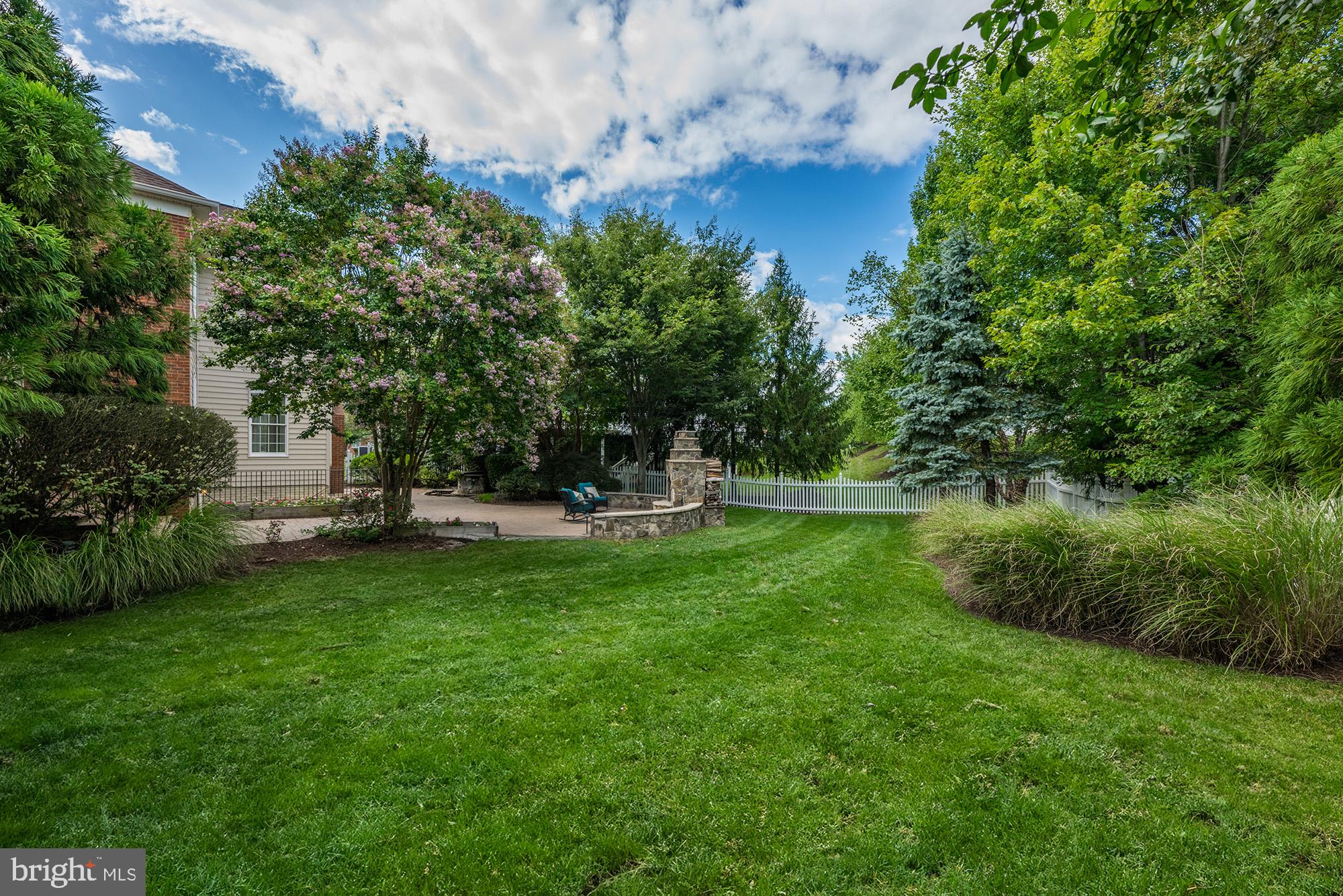 BELMONT COUNTRY CLUB - Residential