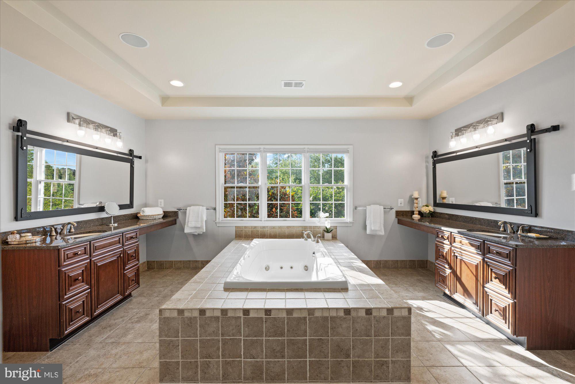 BELMONT COUNTRY CLUB - Residential