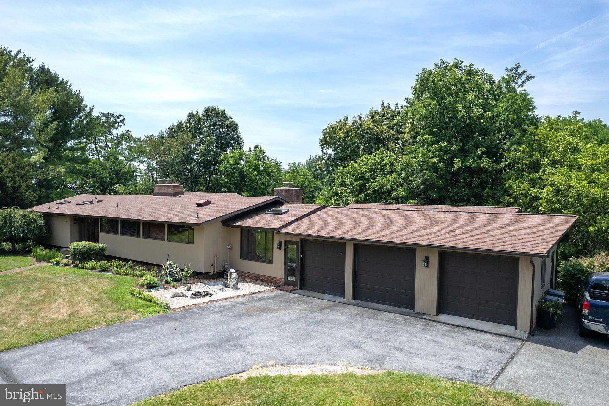517 MERRIMANS LANE