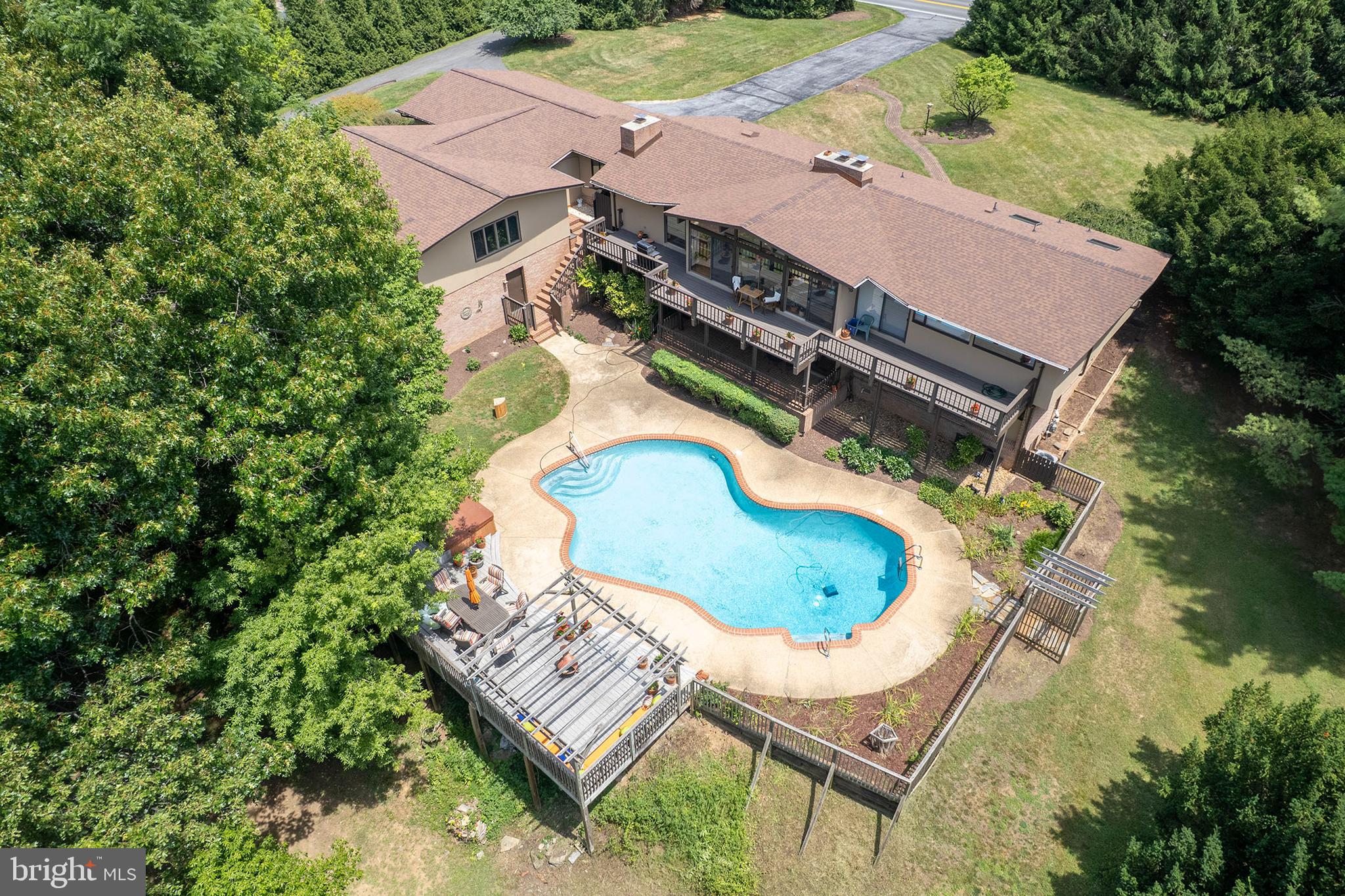 517 MERRIMANS LANE