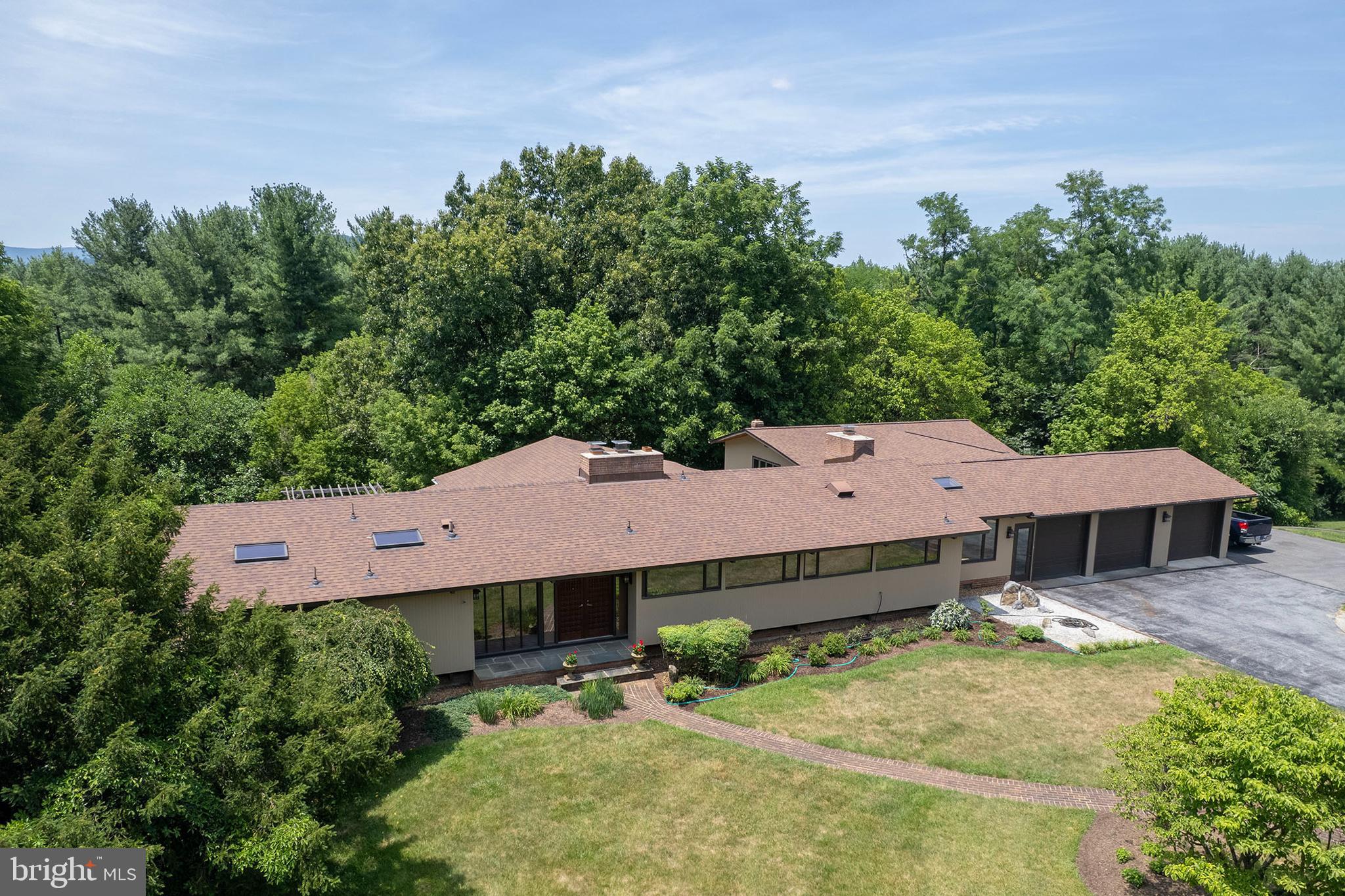 517 MERRIMANS LANE