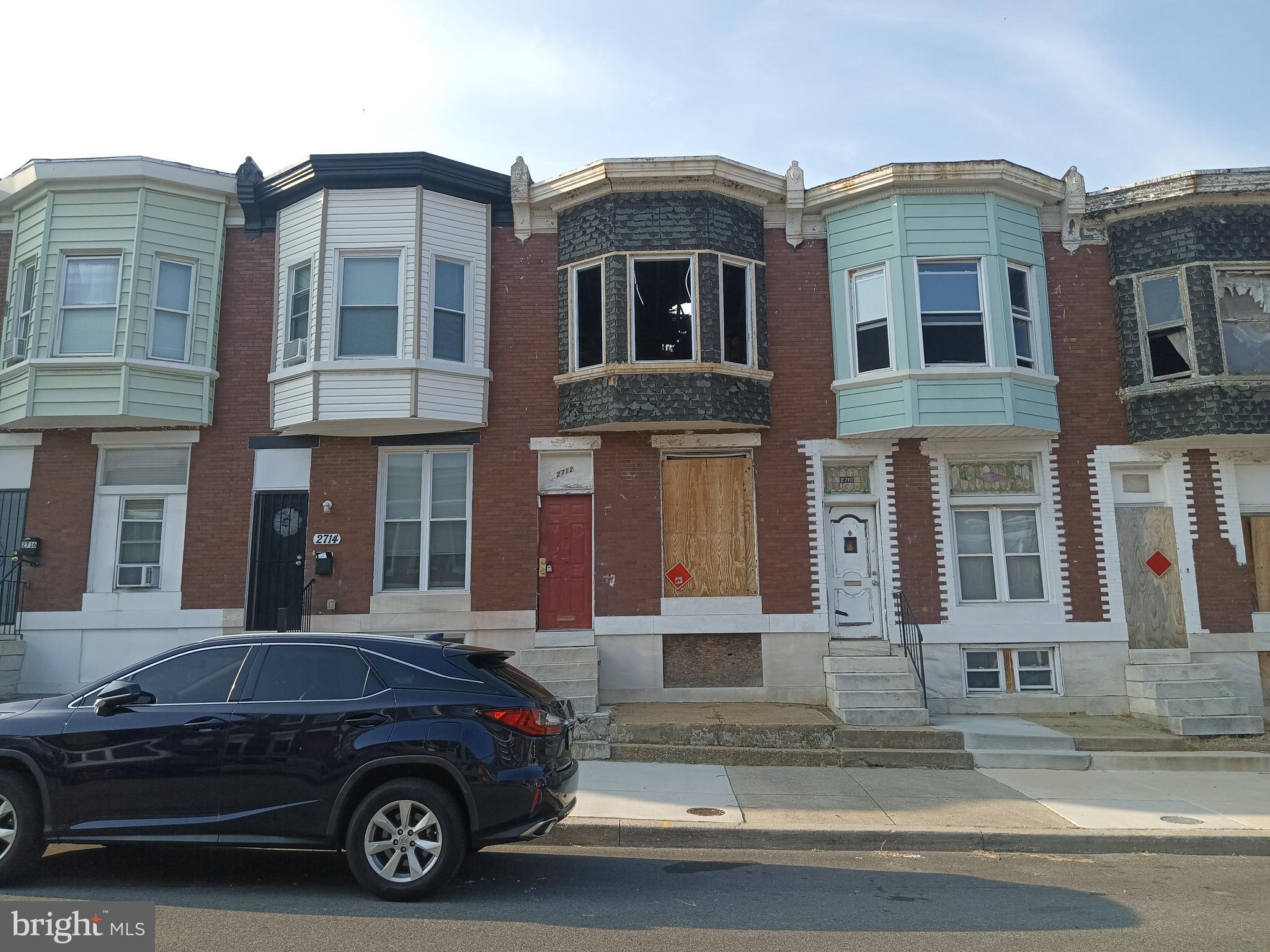 ONLINE AUCTION: Bidding begins 8/4/2025 @ 10:00 AM. Bidding ends 8/6/2025 @ 6:50 PM. List Price is Suggested Opening Bid. Deposit: $5,000.
2 Story Townhouse located in the Mosher area of Baltimore City. Residents can enjoy the nearby attractions such as West Baltimore MARC Station, Leon Day Park, Gwynns Falls Park, & Grace Medical Center. Easy Access to Major Traffic Artery Edmondson Ave. Property is a vacant shell in need of renovation.