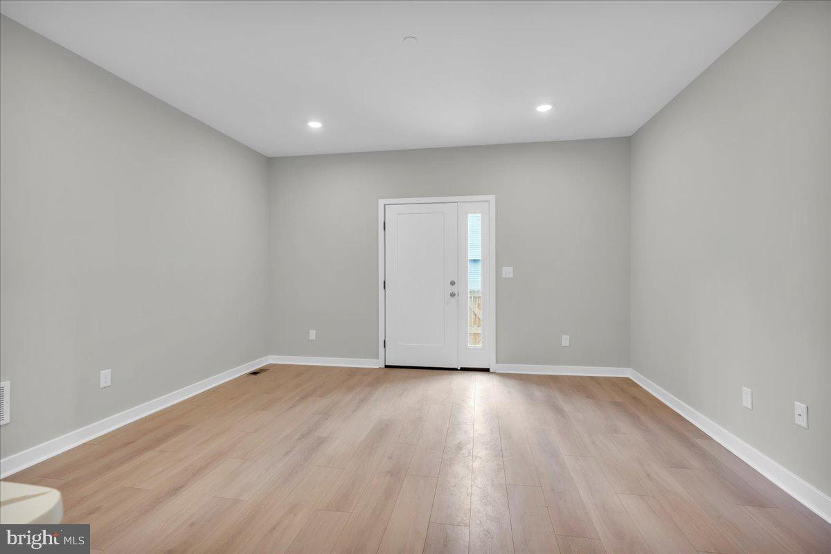 NORRIS SQUARE - Residential