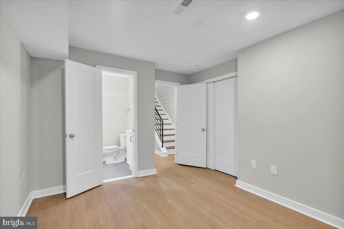 NORRIS SQUARE - Residential