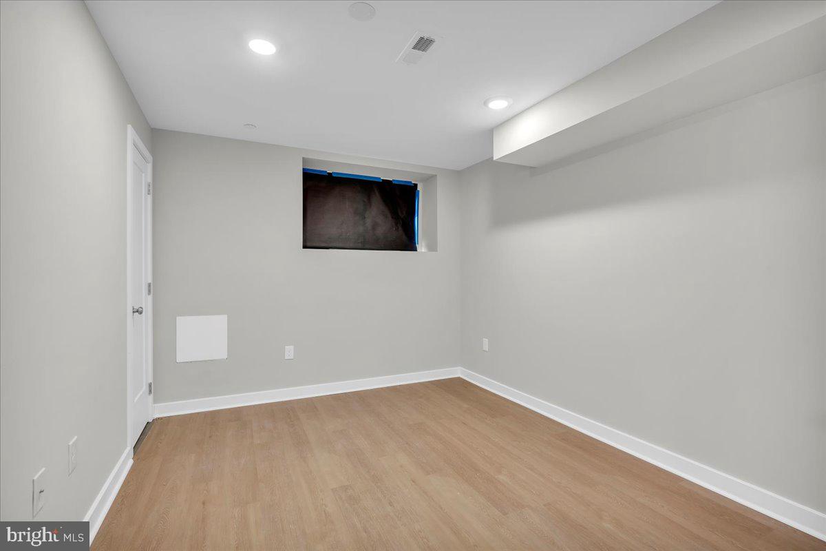 NORRIS SQUARE - Residential