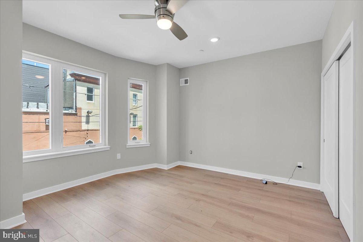 NORRIS SQUARE - Residential